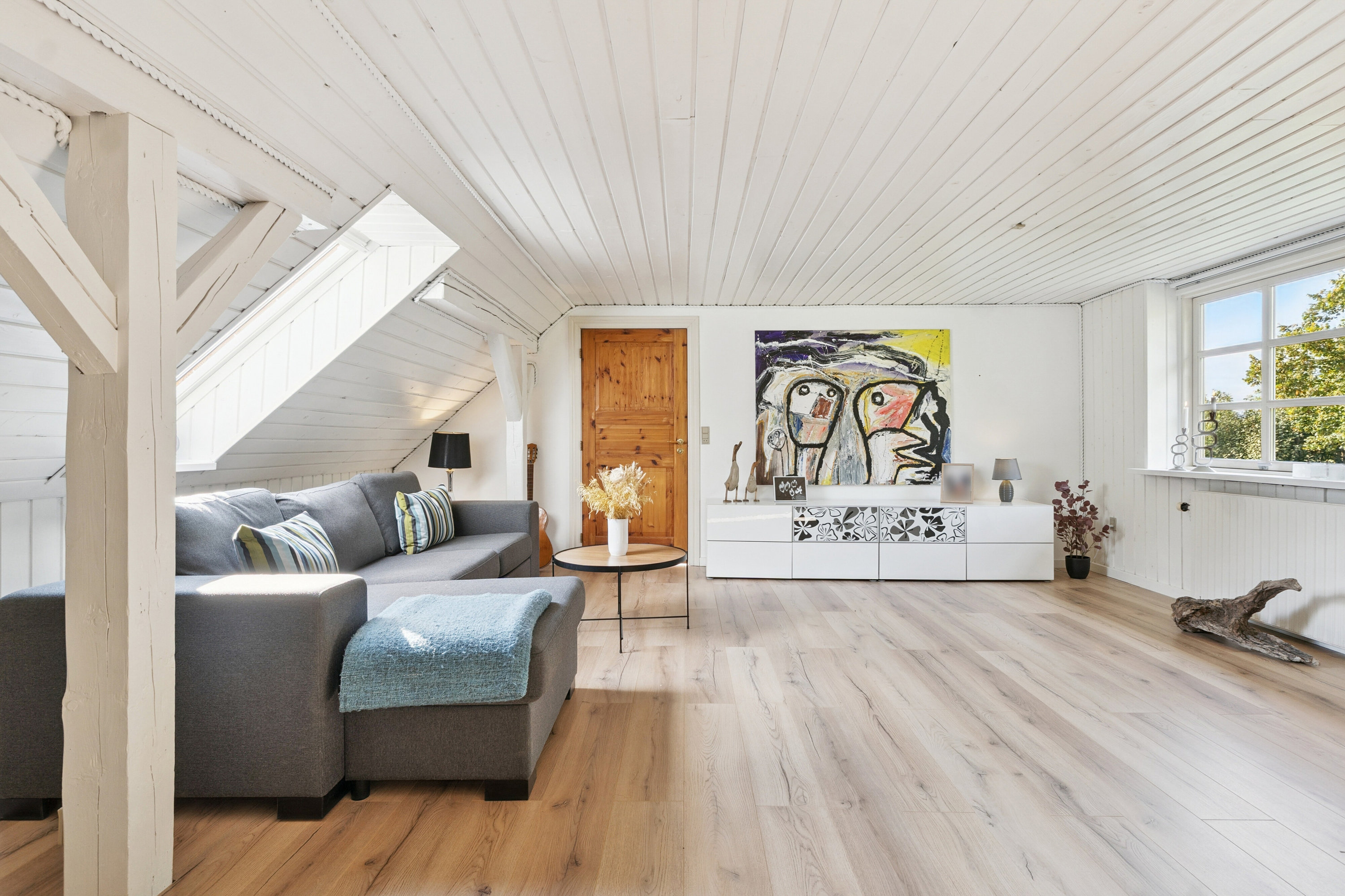 Fremhævet stue billede i fuldskærmstilstand. Billede af Skolegade 32, 8723 Løsning