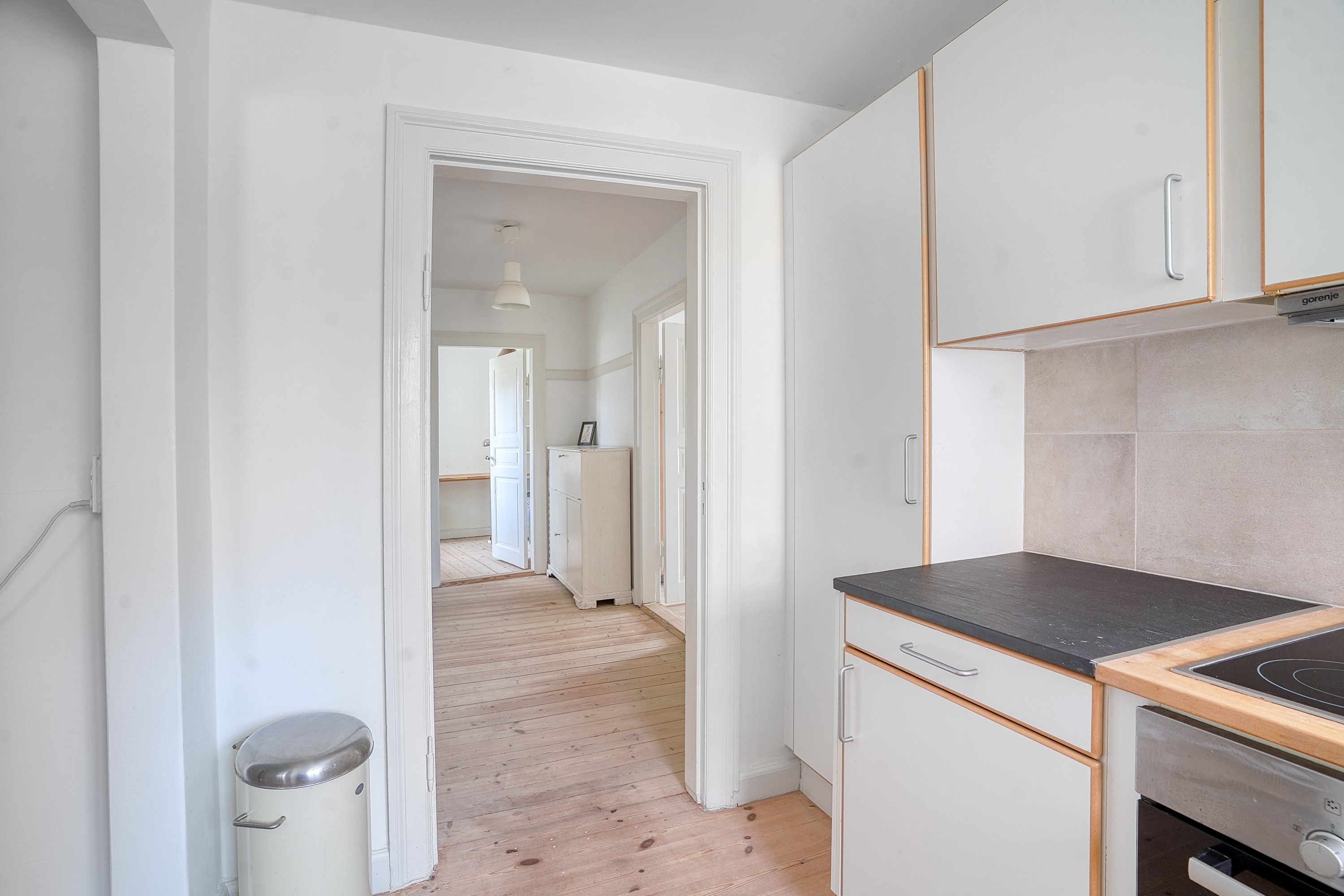 Fremhævet køkken billede i fuldskærmstilstand. Billede af Bragesvej 7, 1. tv., 3000 Helsingør