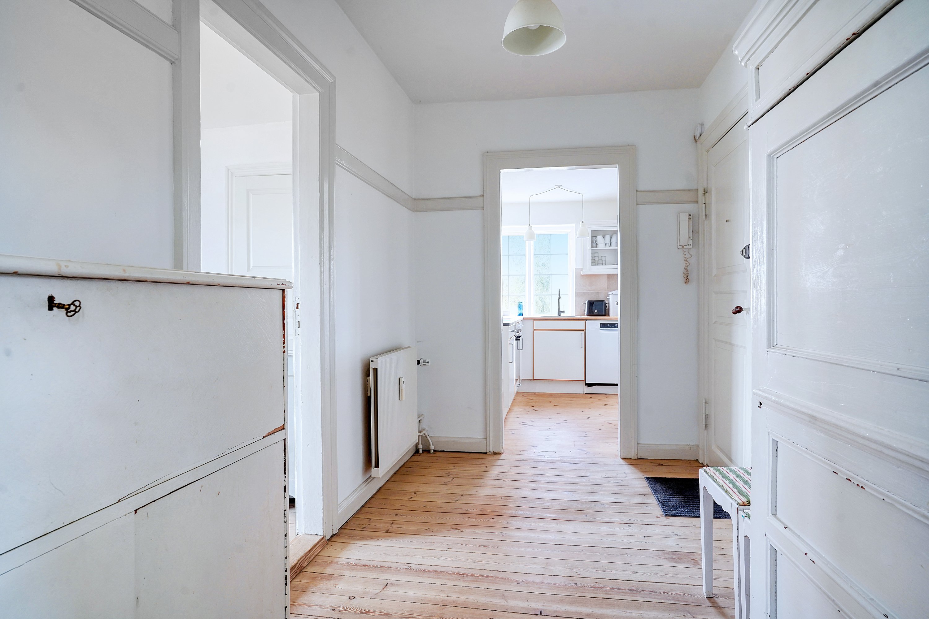 Fremhævet entré billede i fuldskærmstilstand. Billede af Bragesvej 7, 1. tv., 3000 Helsingør