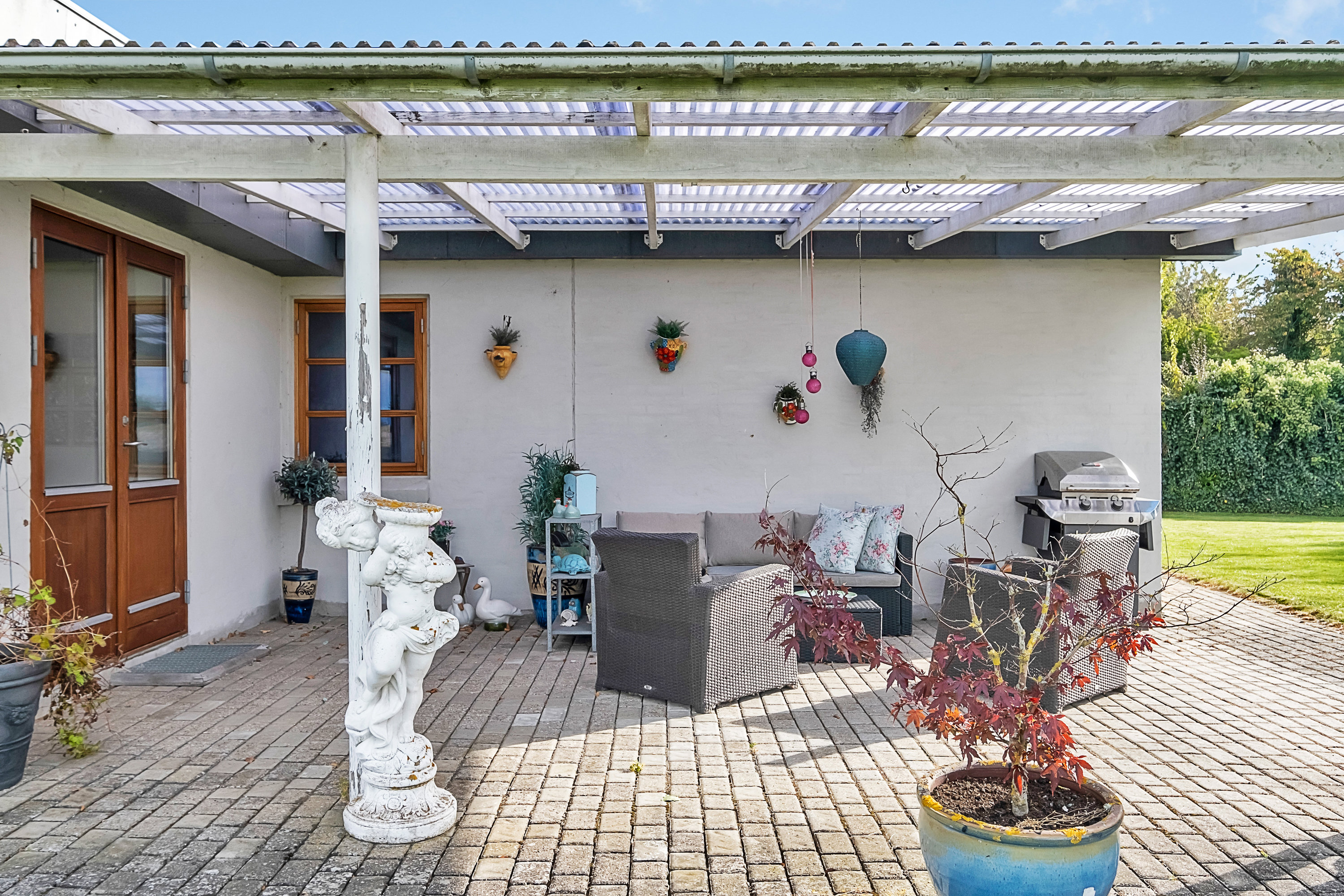 Fremhævet overdækket terrasse billede i fuldskærmstilstand. Billede af Åvangen 2, 8520 Lystrup