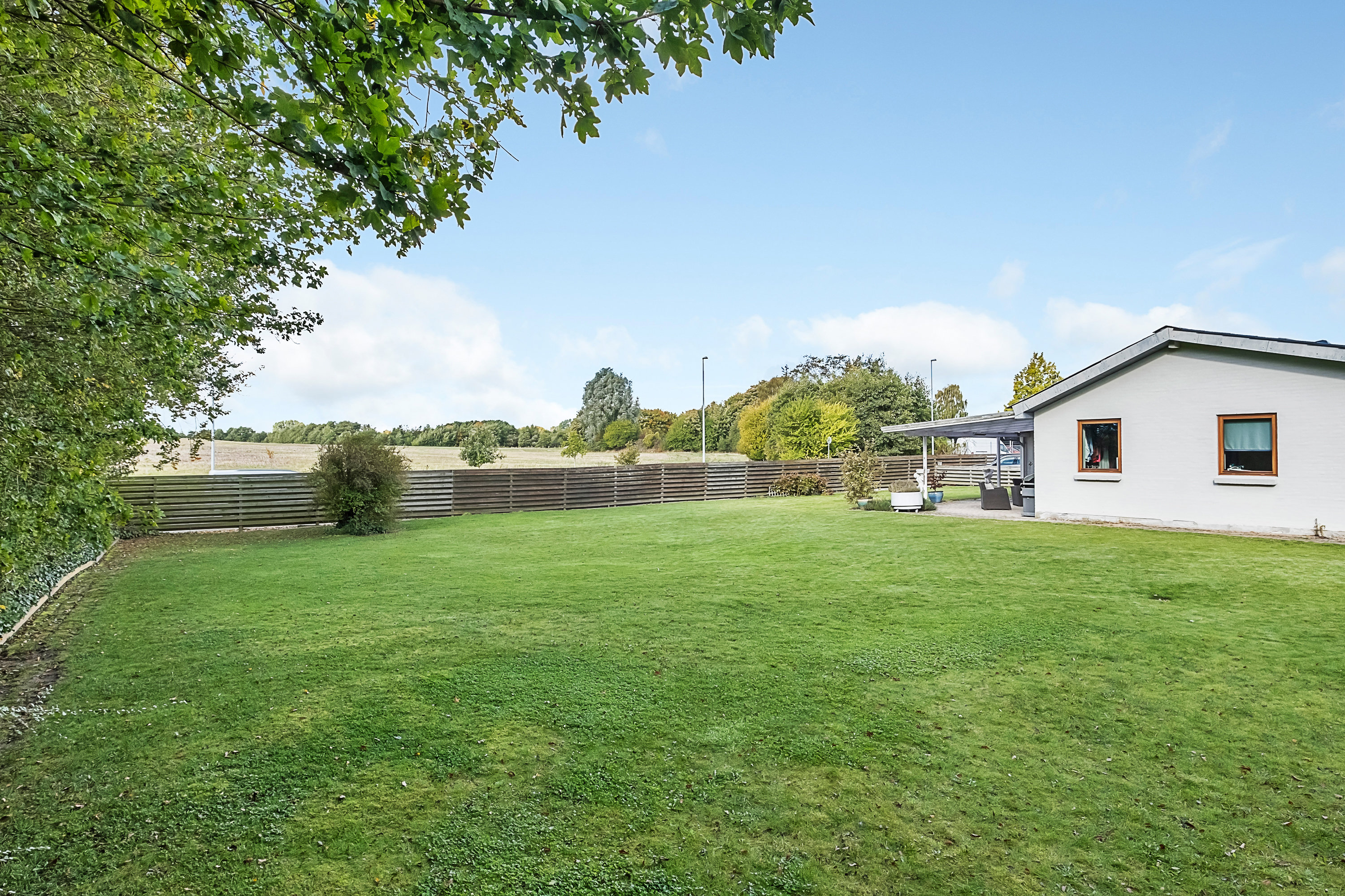 Fremhævet have billede i fuldskærmstilstand. Billede af Åvangen 2, 8520 Lystrup