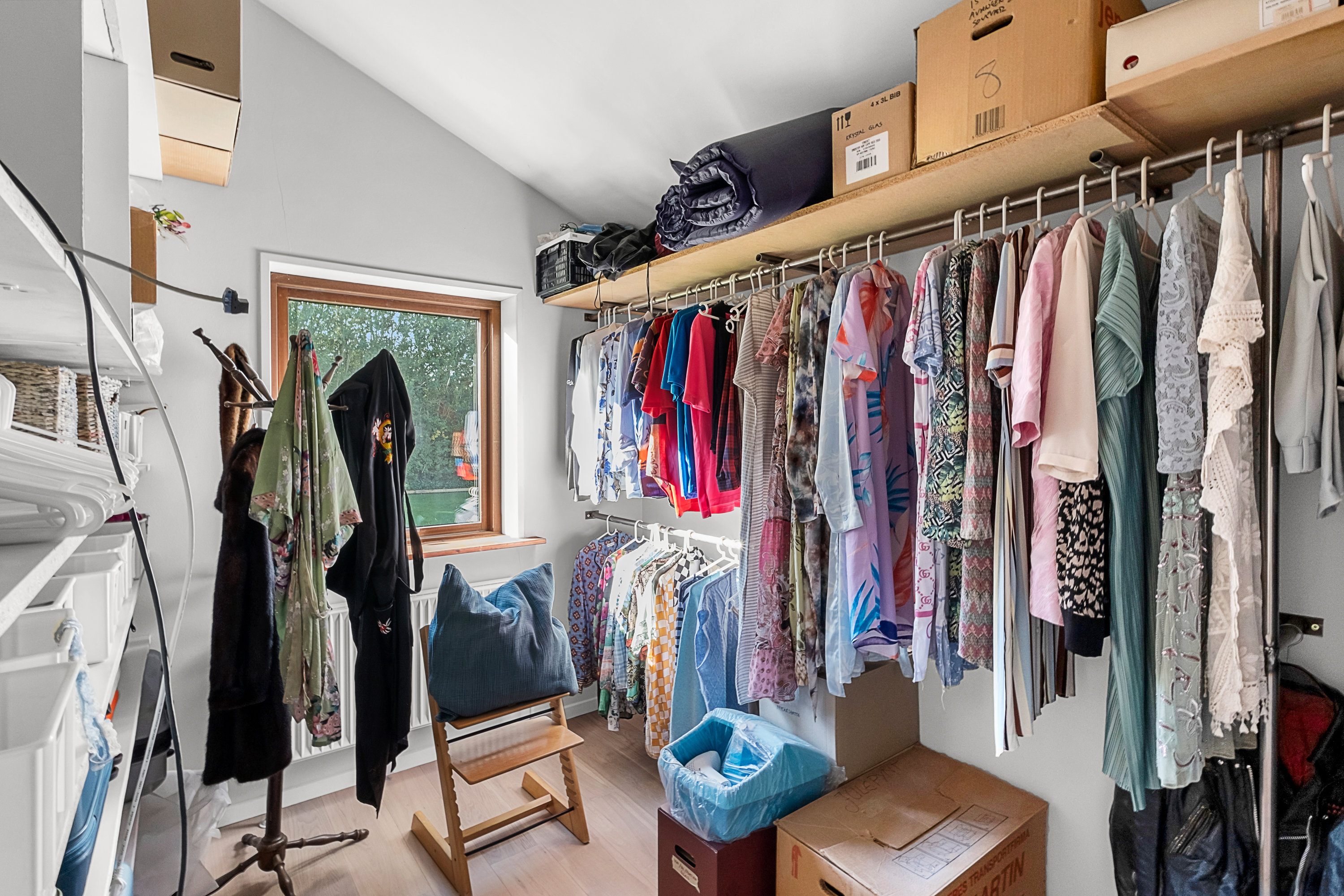 Fremhævet værelse billede i fuldskærmstilstand. Billede af Åvangen 2, 8520 Lystrup