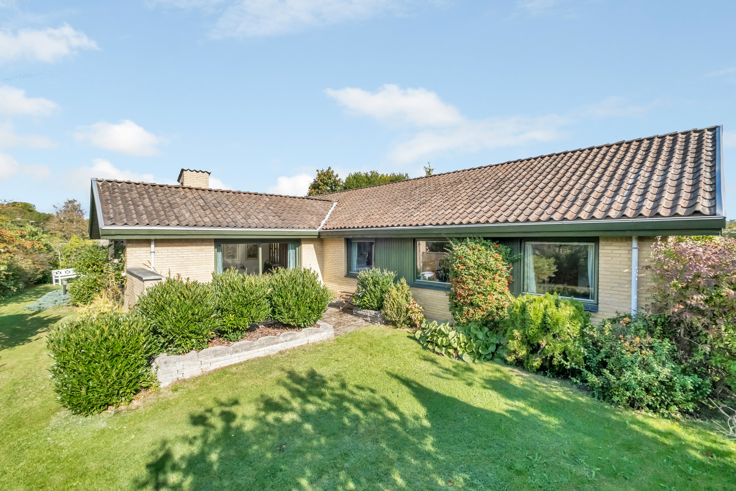 Miniaturebillede 1: facade. Billede af Hyldehaven 49, 8520 Lystrup