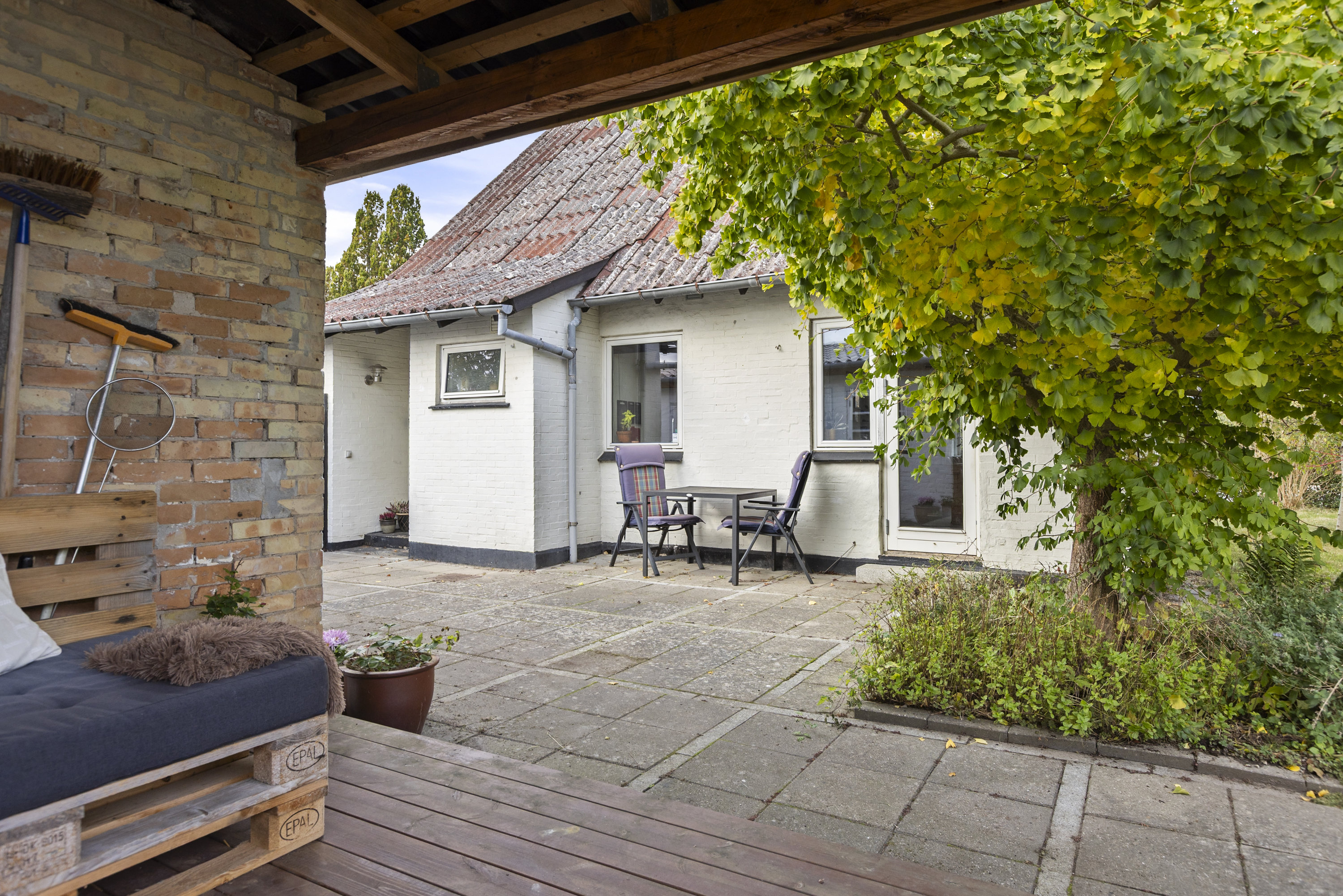 Fremhævet terrasse billede i fuldskærmstilstand. Billede af Holbækvej 14, 4400 Kalundborg