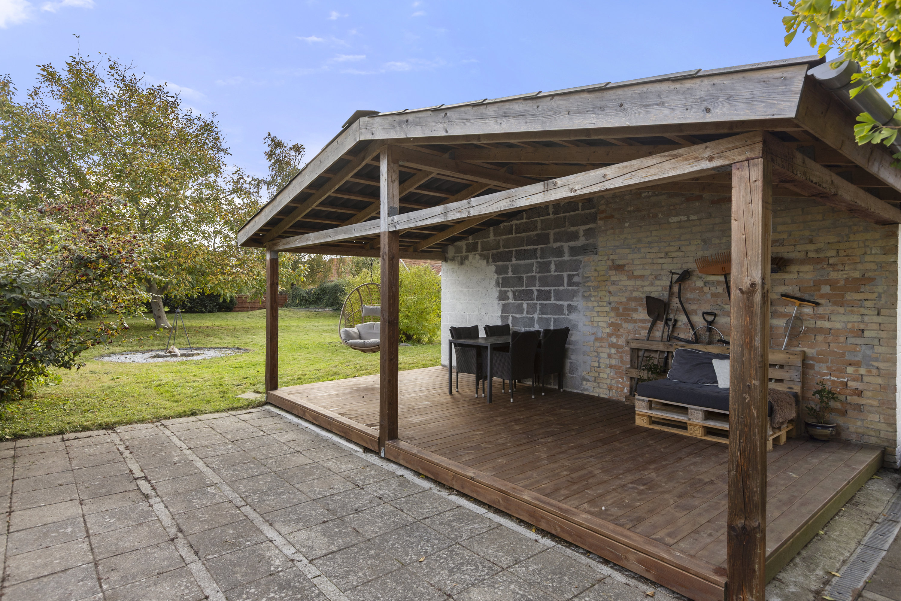 Fremhævet terrasse billede i fuldskærmstilstand. Billede af Holbækvej 14, 4400 Kalundborg