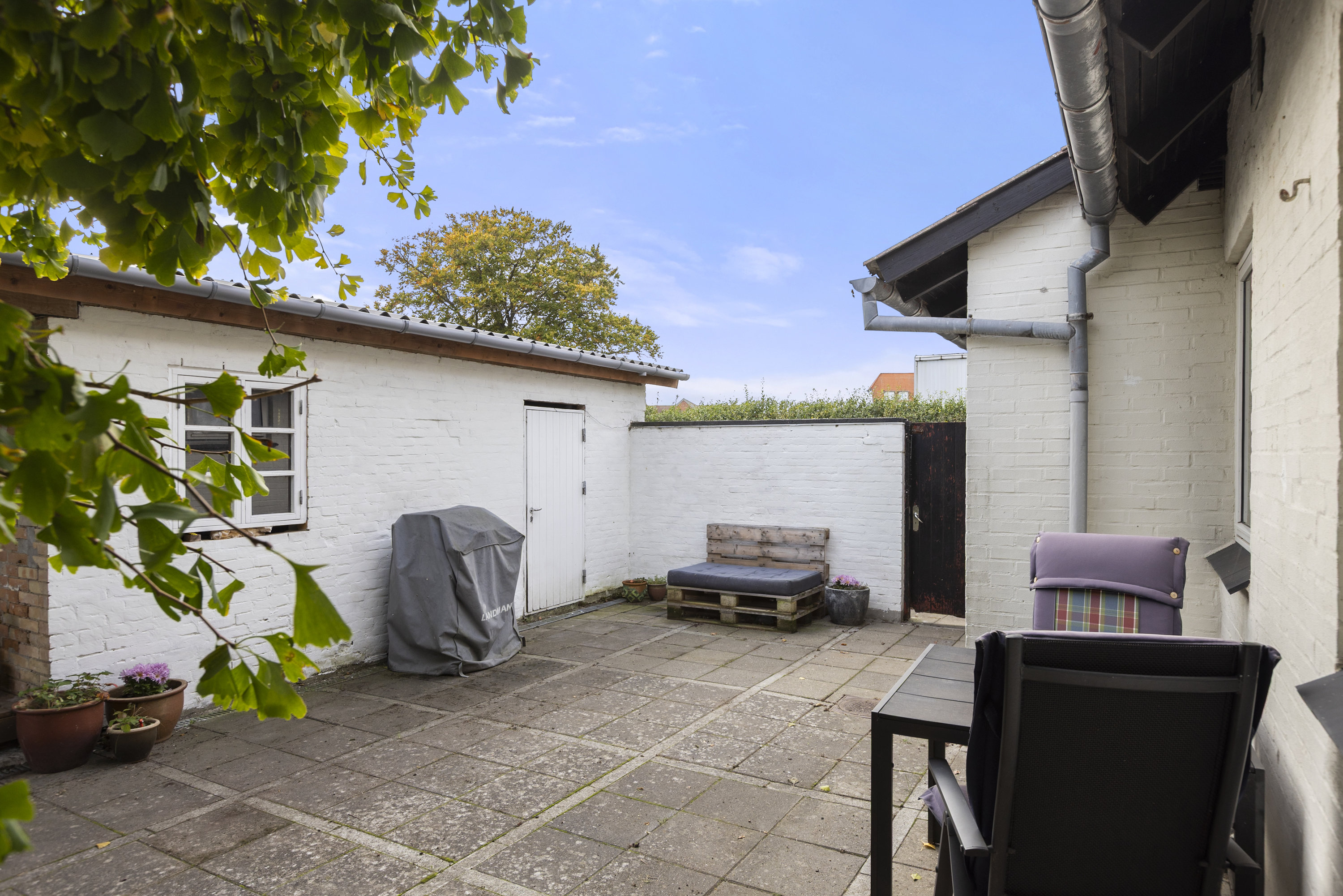 Fremhævet terrasse billede i fuldskærmstilstand. Billede af Holbækvej 14, 4400 Kalundborg