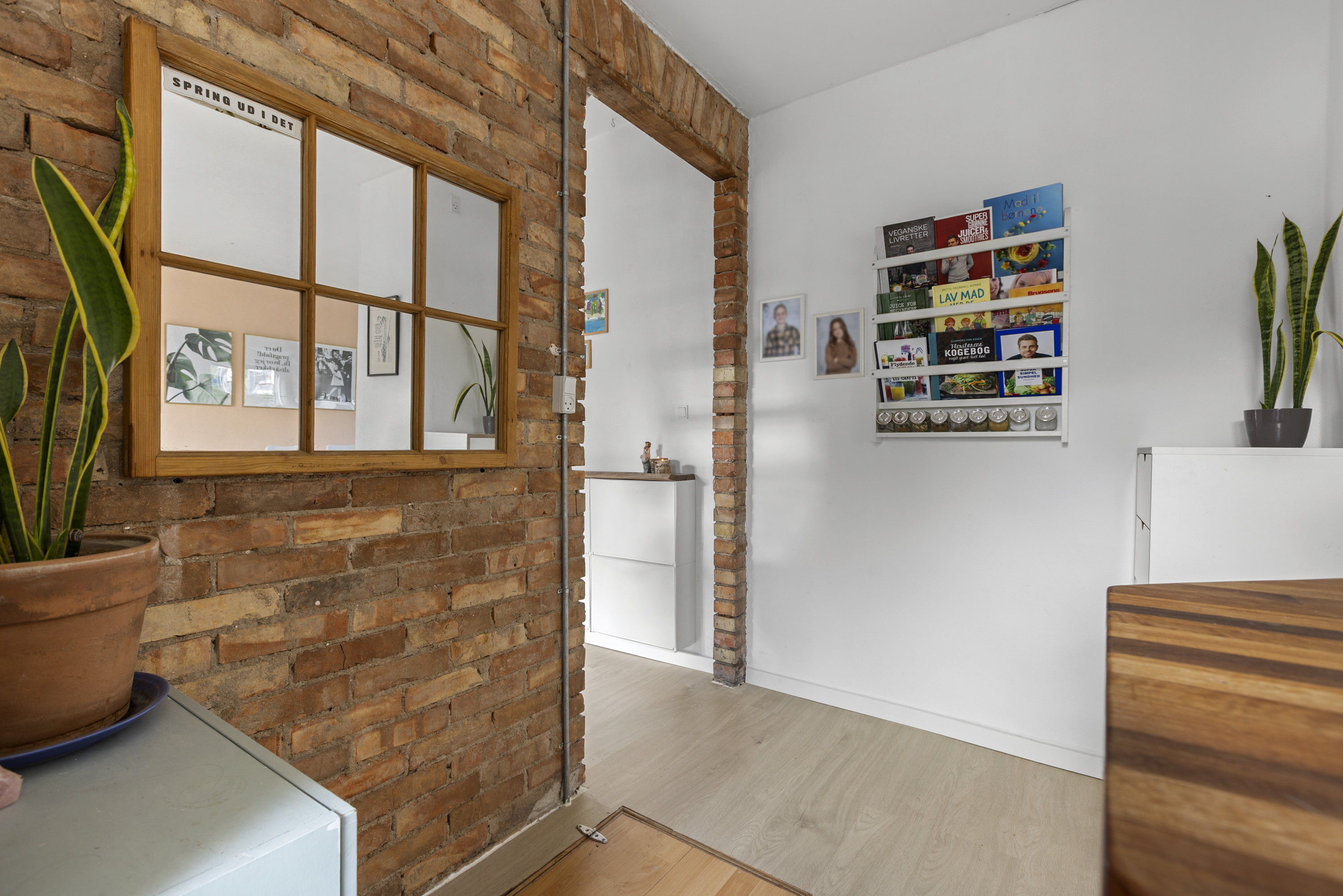 Fremhævet køkken billede i fuldskærmstilstand. Billede af Holbækvej 14, 4400 Kalundborg