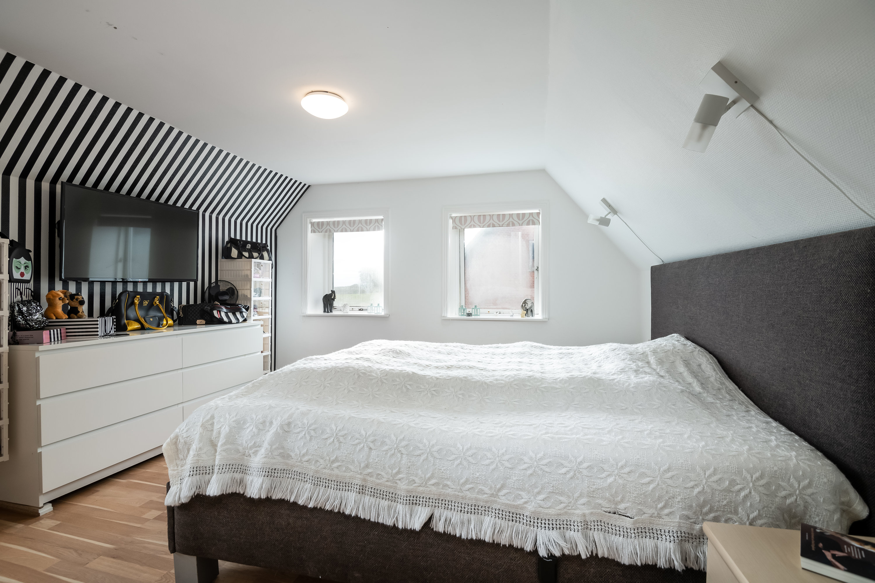 Fremhævet  billede i fuldskærmstilstand. Billede af Tårsvej 33, 9740 Jerslev J