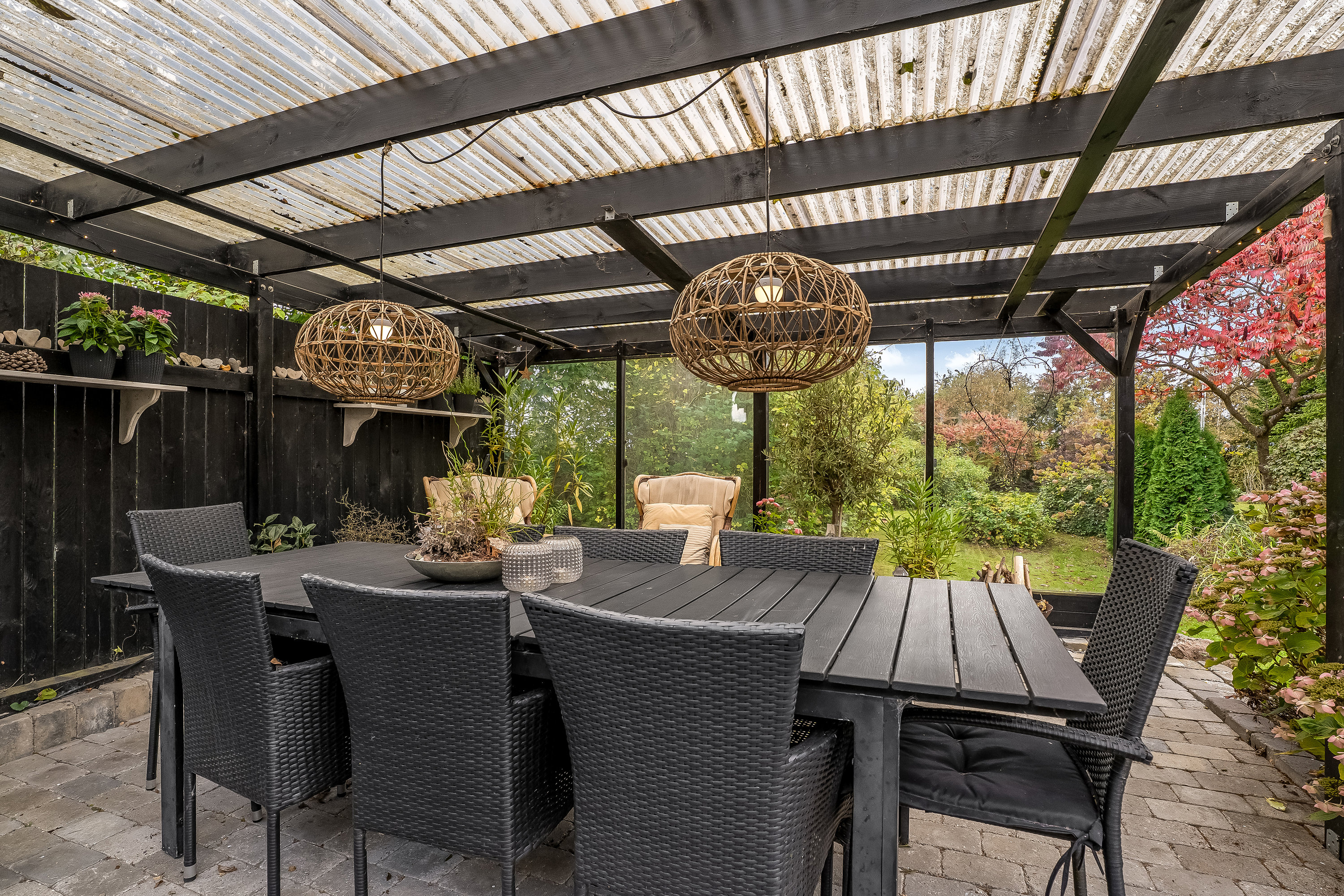 Fremhævet overdækket terrasse billede i fuldskærmstilstand. Billede af Pregehøjvej 18, 4800 Nykøbing F