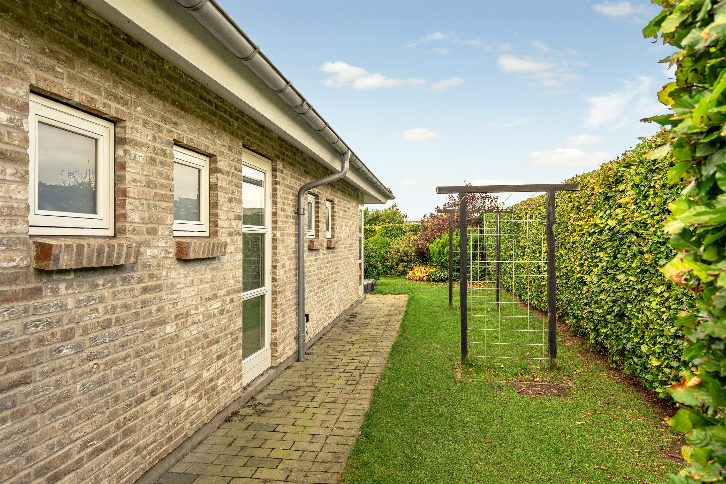 Fremhævet ejendommen billede i fuldskærmstilstand. Billede af Lillevang 117, 7190 Billund