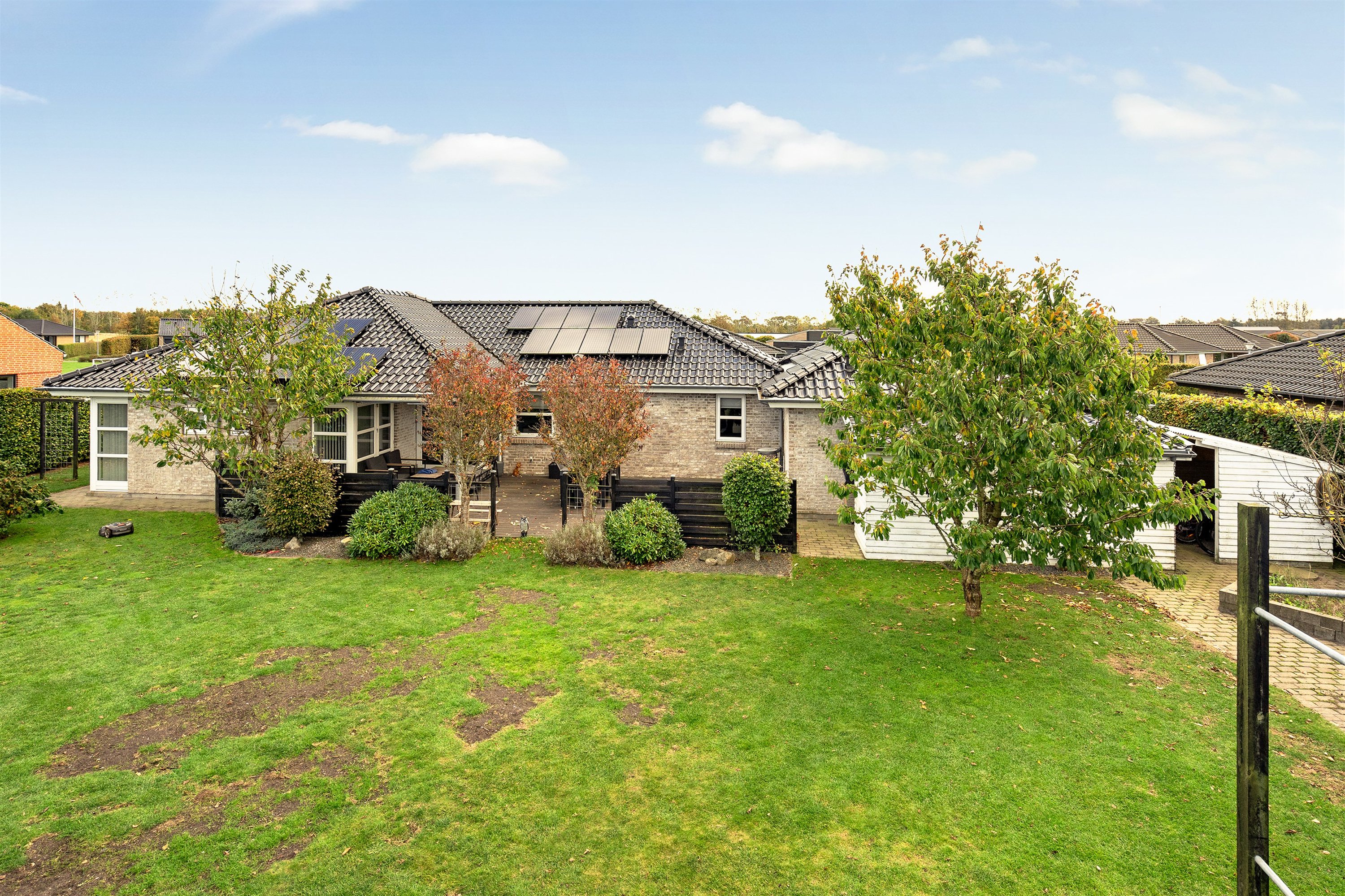 Fremhævet ejendommen billede i fuldskærmstilstand. Billede af Lillevang 117, 7190 Billund