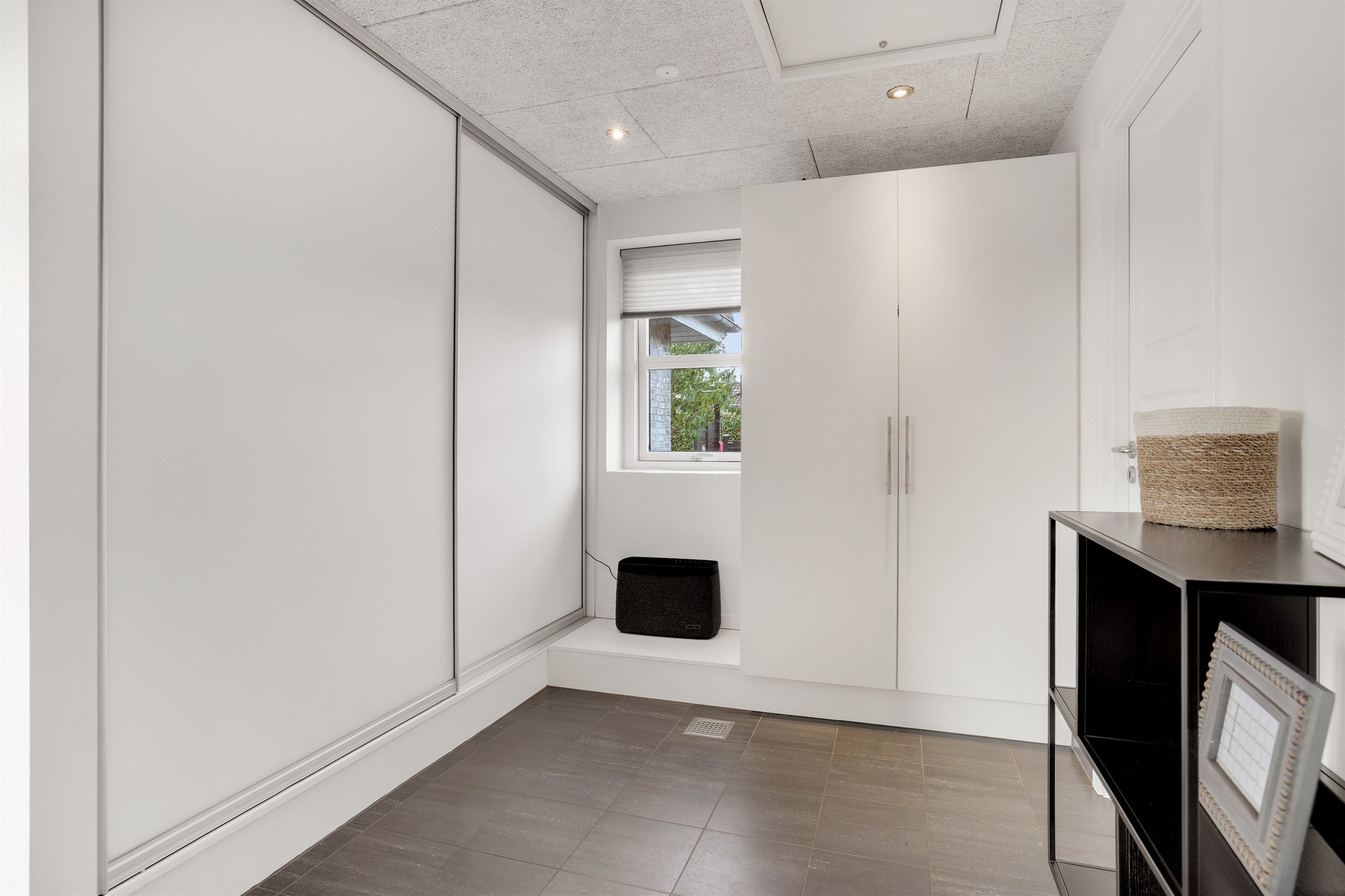 Fremhævet gang billede i fuldskærmstilstand. Billede af Lillevang 117, 7190 Billund