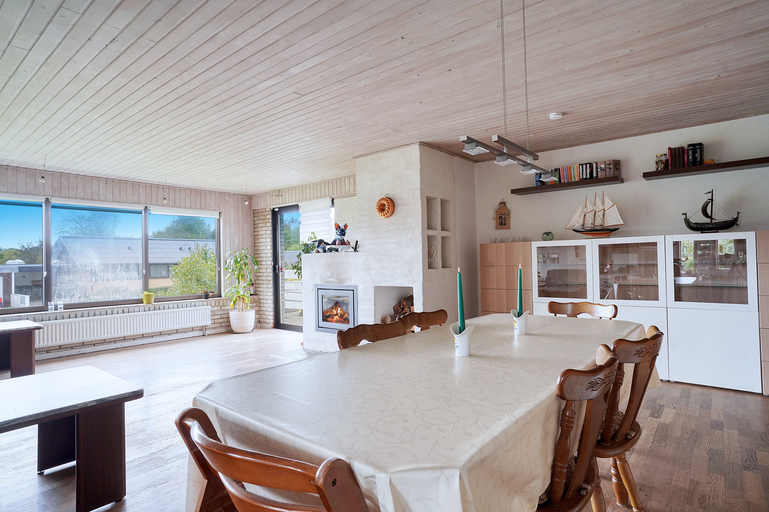 Fremhævet spisestue billede i fuldskærmstilstand. Billede af Hallandsvej 50, Apperup, 3140 Ålsgårde