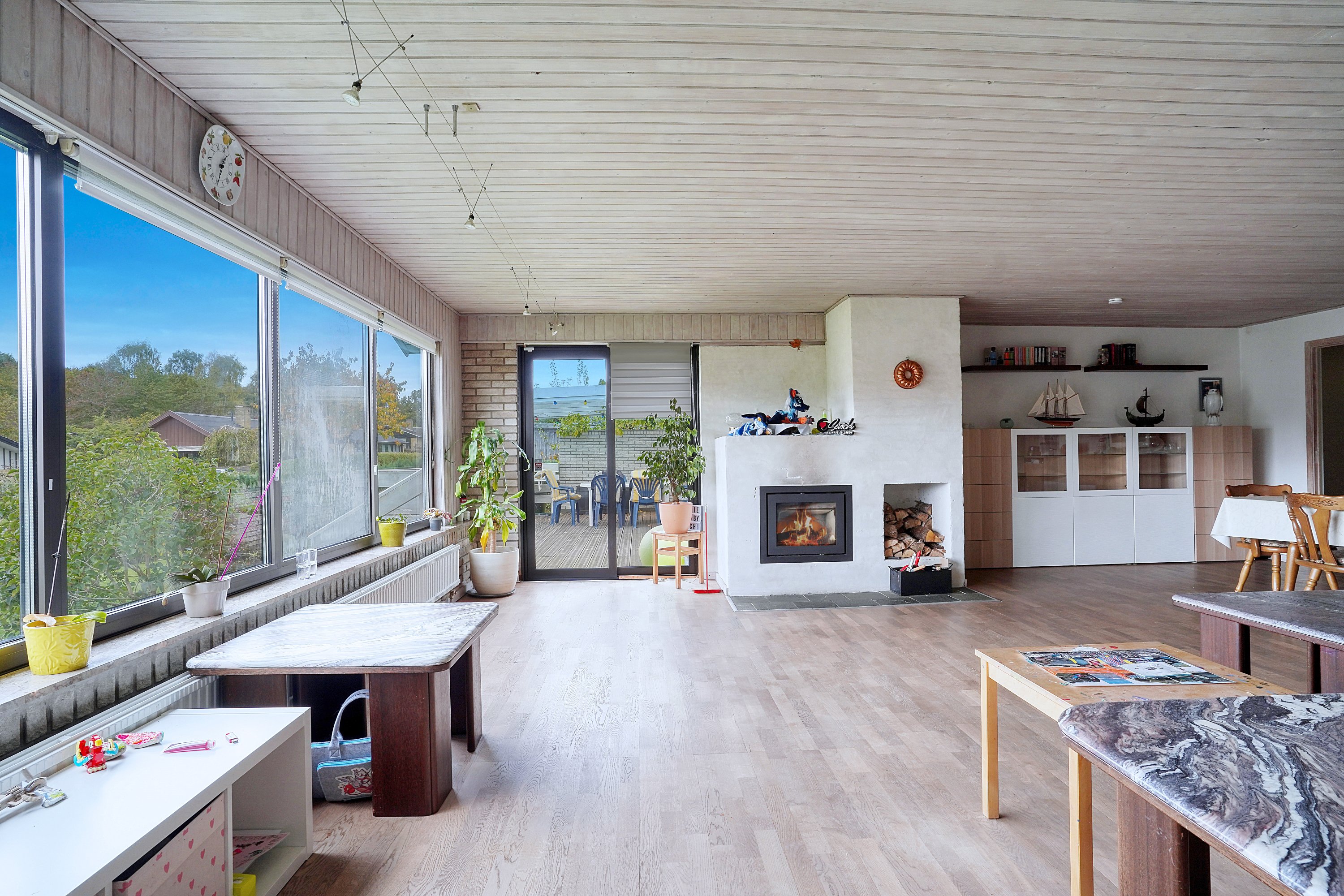 Fremhævet stue billede i fuldskærmstilstand. Billede af Hallandsvej 50, Apperup, 3140 Ålsgårde