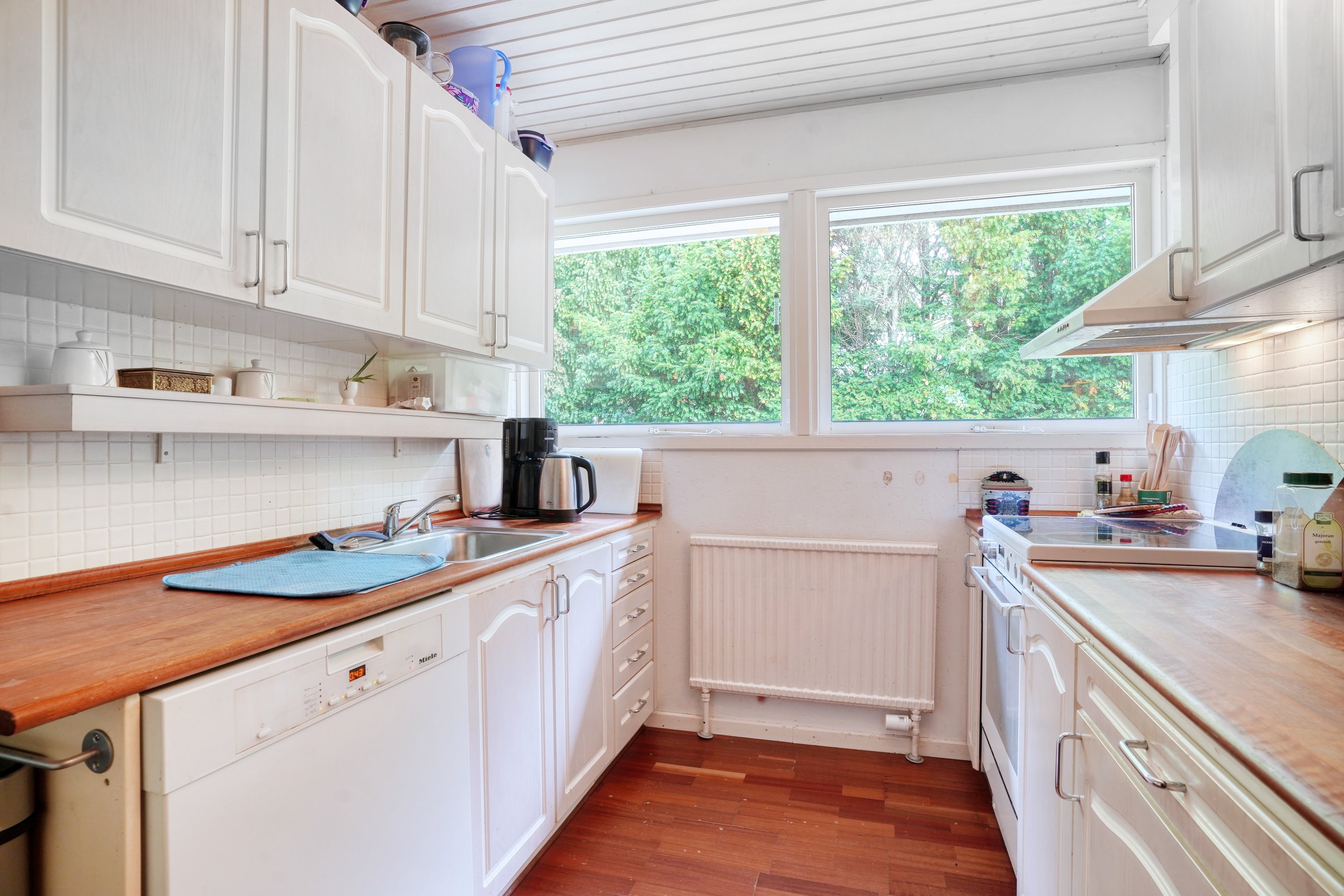 Fremhævet køkken billede i fuldskærmstilstand. Billede af Hallandsvej 50, Apperup, 3140 Ålsgårde