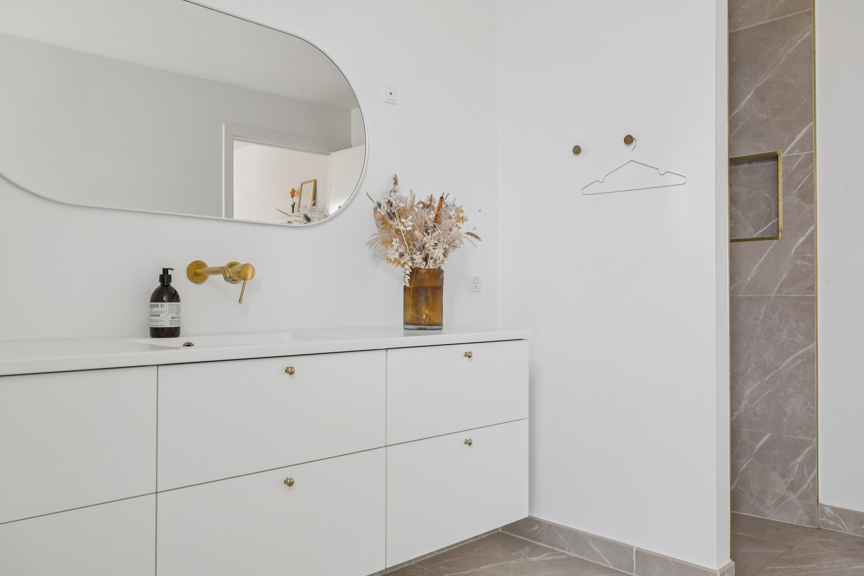 Fremhævet badeværelse billede i fuldskærmstilstand. Billede af Spangsvej 39C, Paarup, 5210 Odense NV