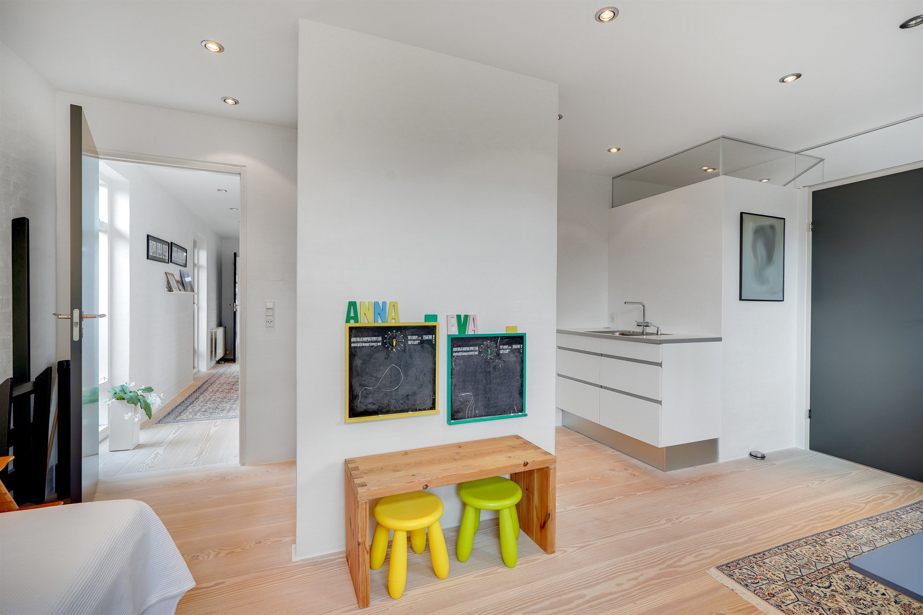 Fremhævet kontor billede i fuldskærmstilstand. Billede af Skovbrynet 3, 7260 Sønder Omme