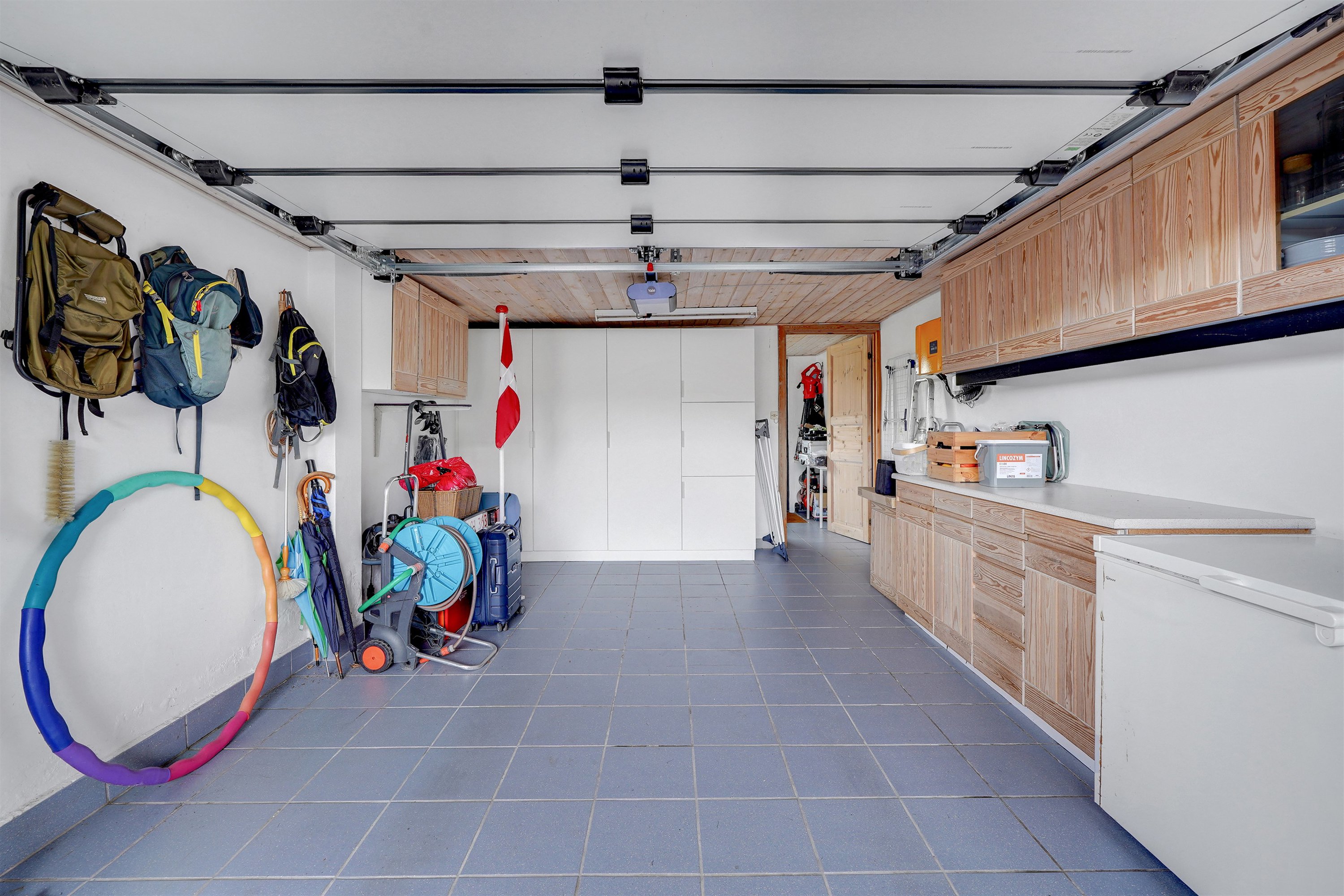 Fremhævet garage billede i fuldskærmstilstand. Billede af Skovbrynet 3, 7260 Sønder Omme