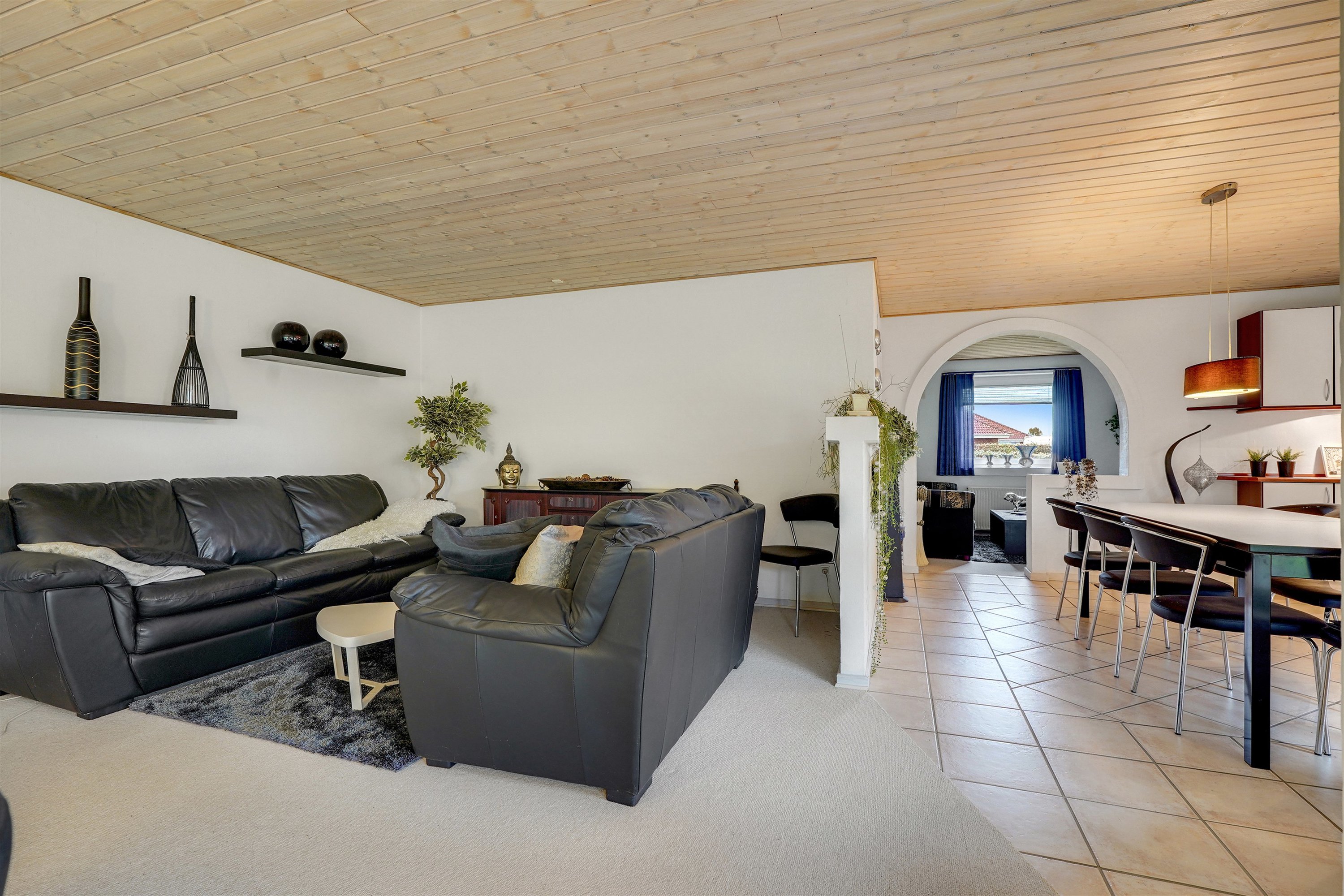 Fremhævet stue billede i fuldskærmstilstand. Billede af Engsøparken 103, 7200 Grindsted