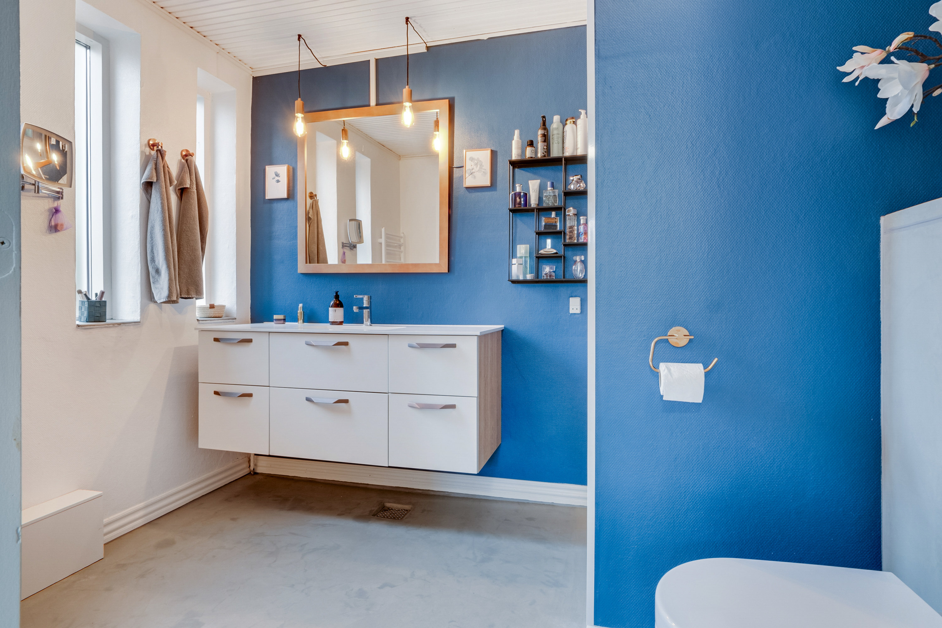 Fremhævet badeværelse billede i fuldskærmstilstand. Billede af Bellingehøjen 15, Bellinge, 5250 Odense SV