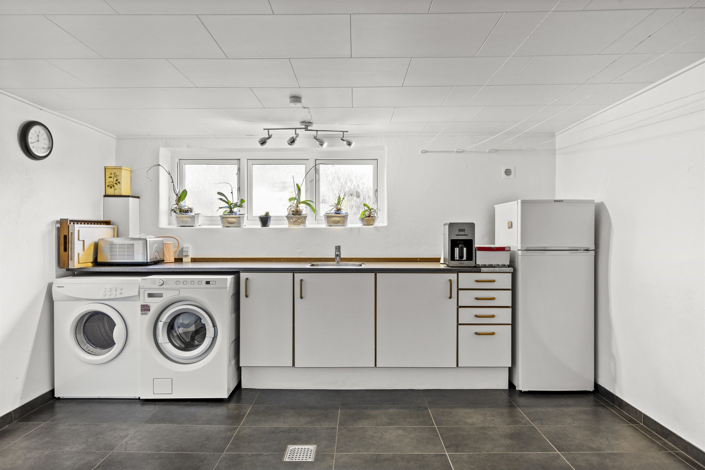 Fremhævet vaskerum billede i fuldskærmstilstand. Billede af Galschiøtsvej 15, 3000 Helsingør