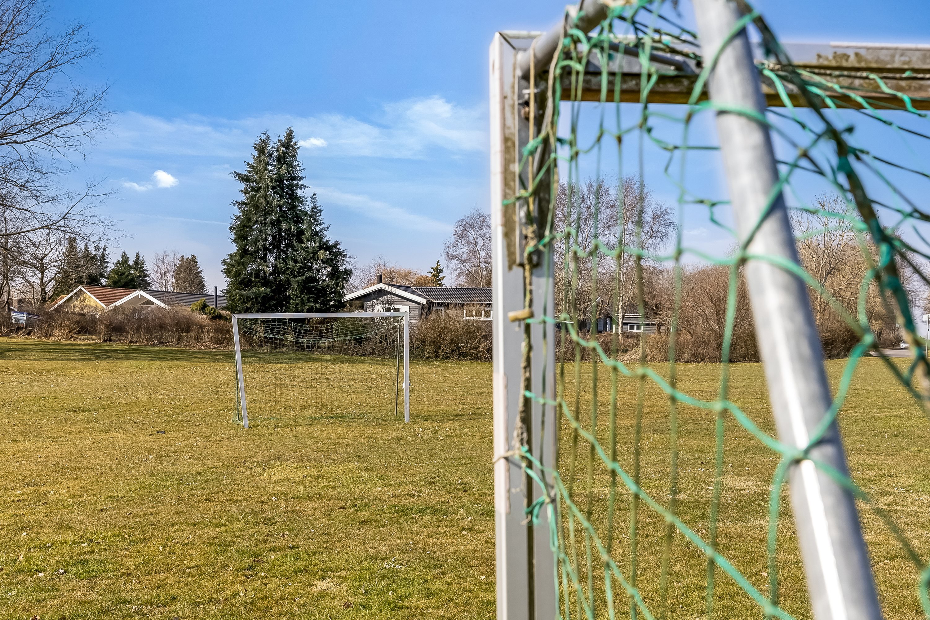 Fremhævet street view billede i fuldskærmstilstand. Billede af Humlevænget 10, Sæby, 4070 Kirke Hyllinge