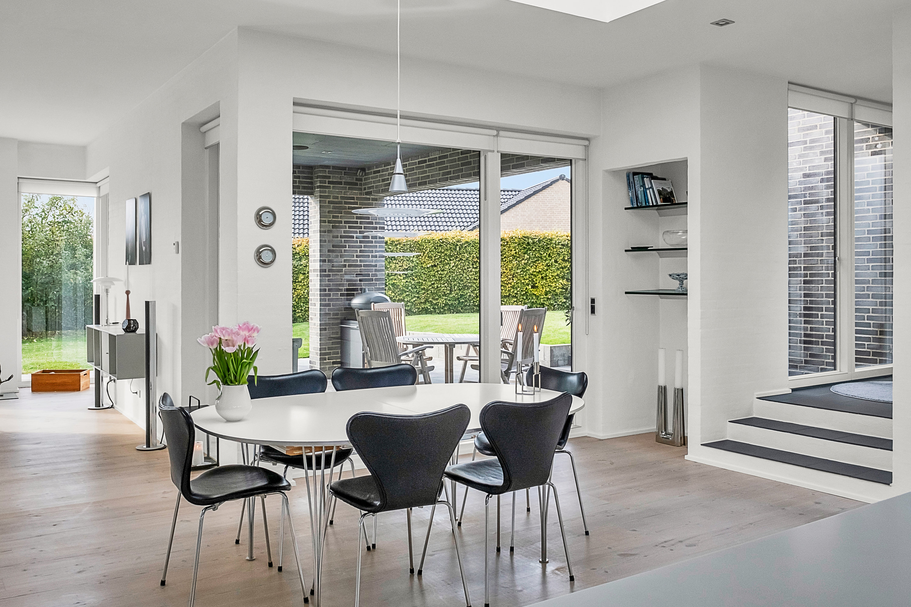 Fremhævet stue billede i fuldskærmstilstand. Billede af Elmehaven 24, 8520 Lystrup