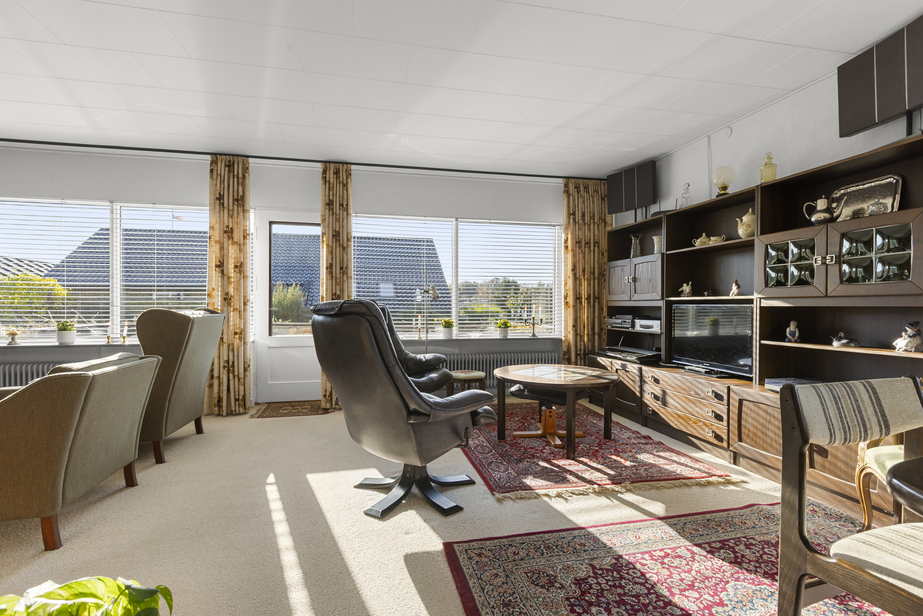 Fremhævet stue billede i fuldskærmstilstand. Billede af Hybenvej 33, 4100 Ringsted