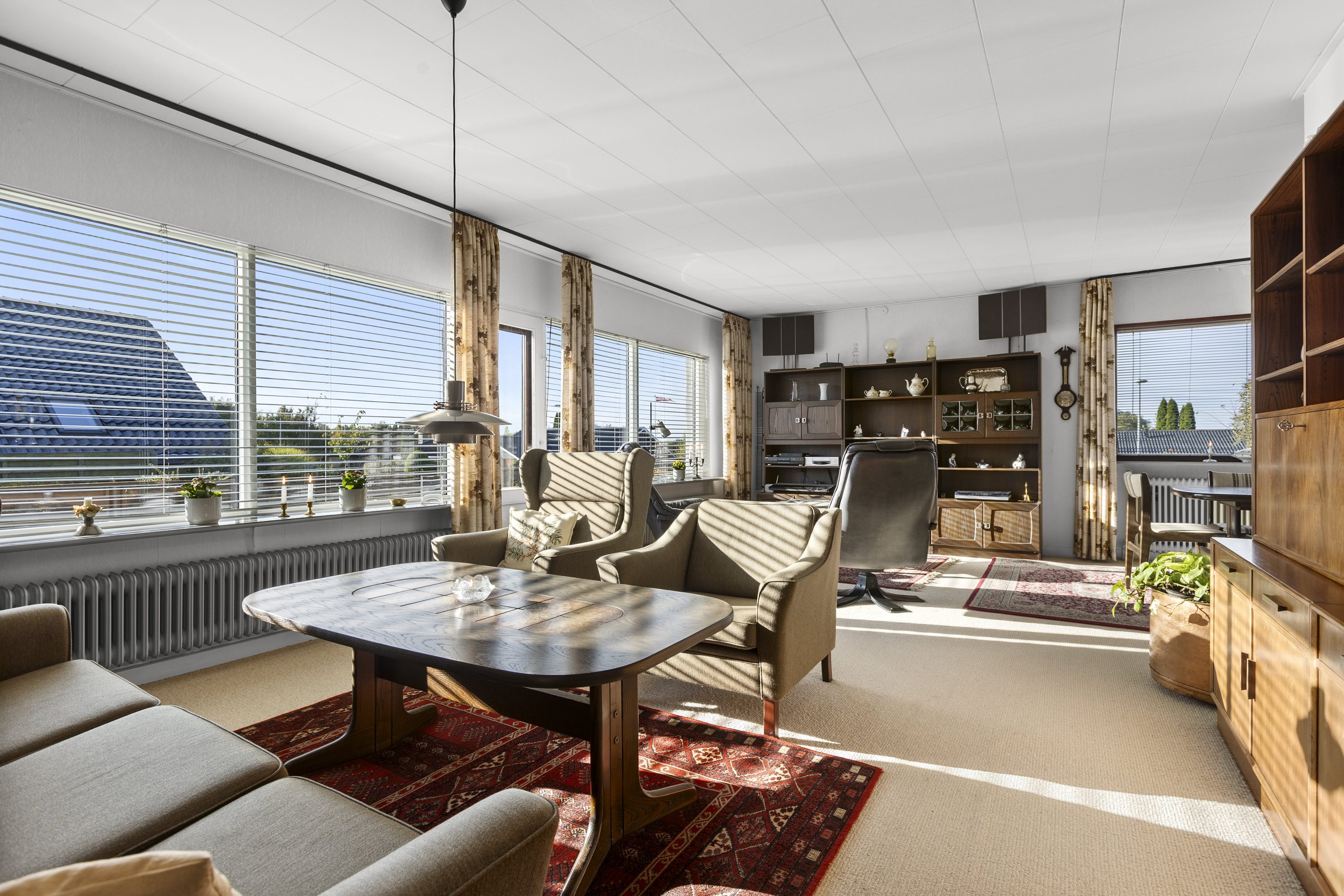 Fremhævet stue billede i fuldskærmstilstand. Billede af Hybenvej 33, 4100 Ringsted