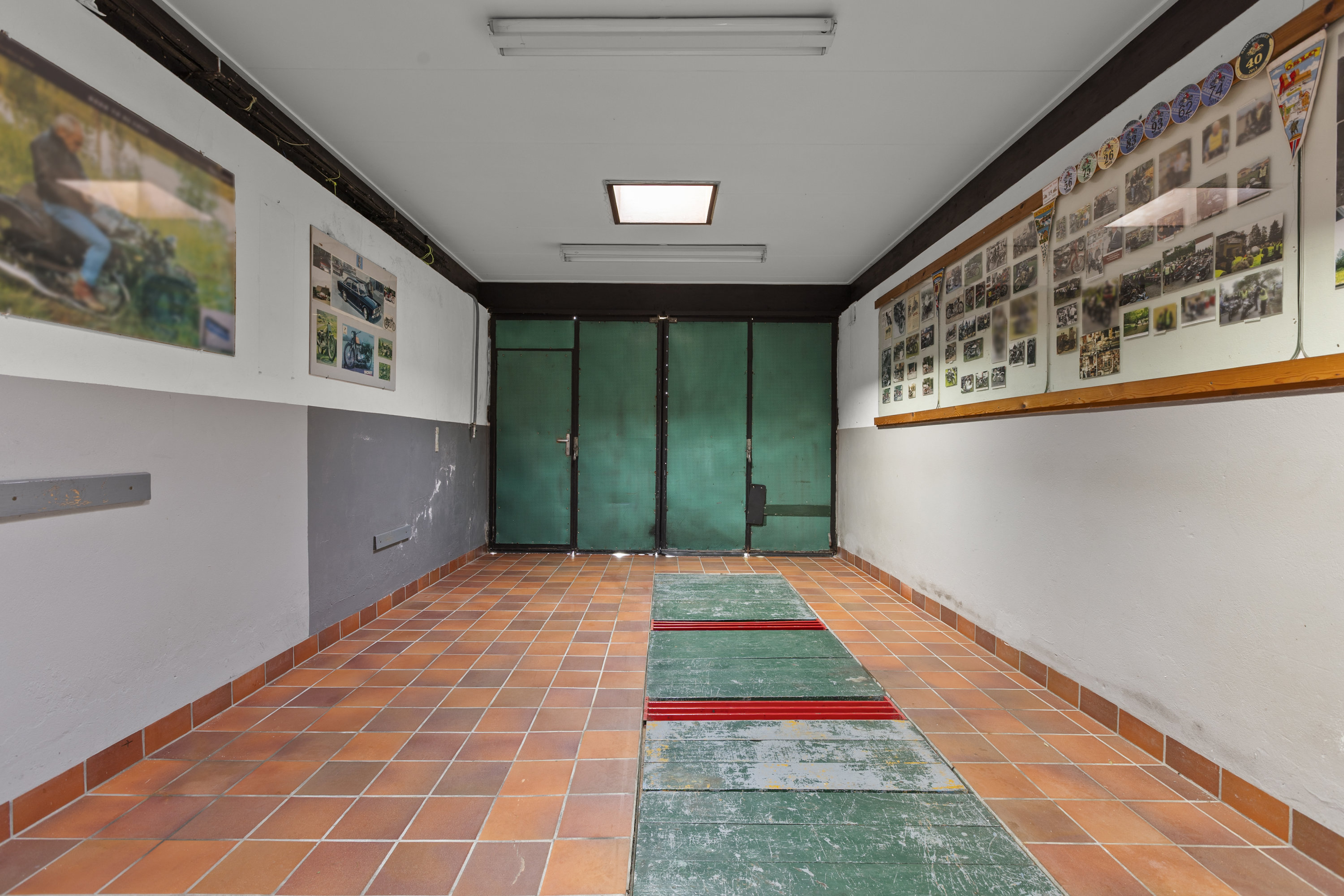 Fremhævet garage billede i fuldskærmstilstand. Billede af Hybenvej 33, 4100 Ringsted