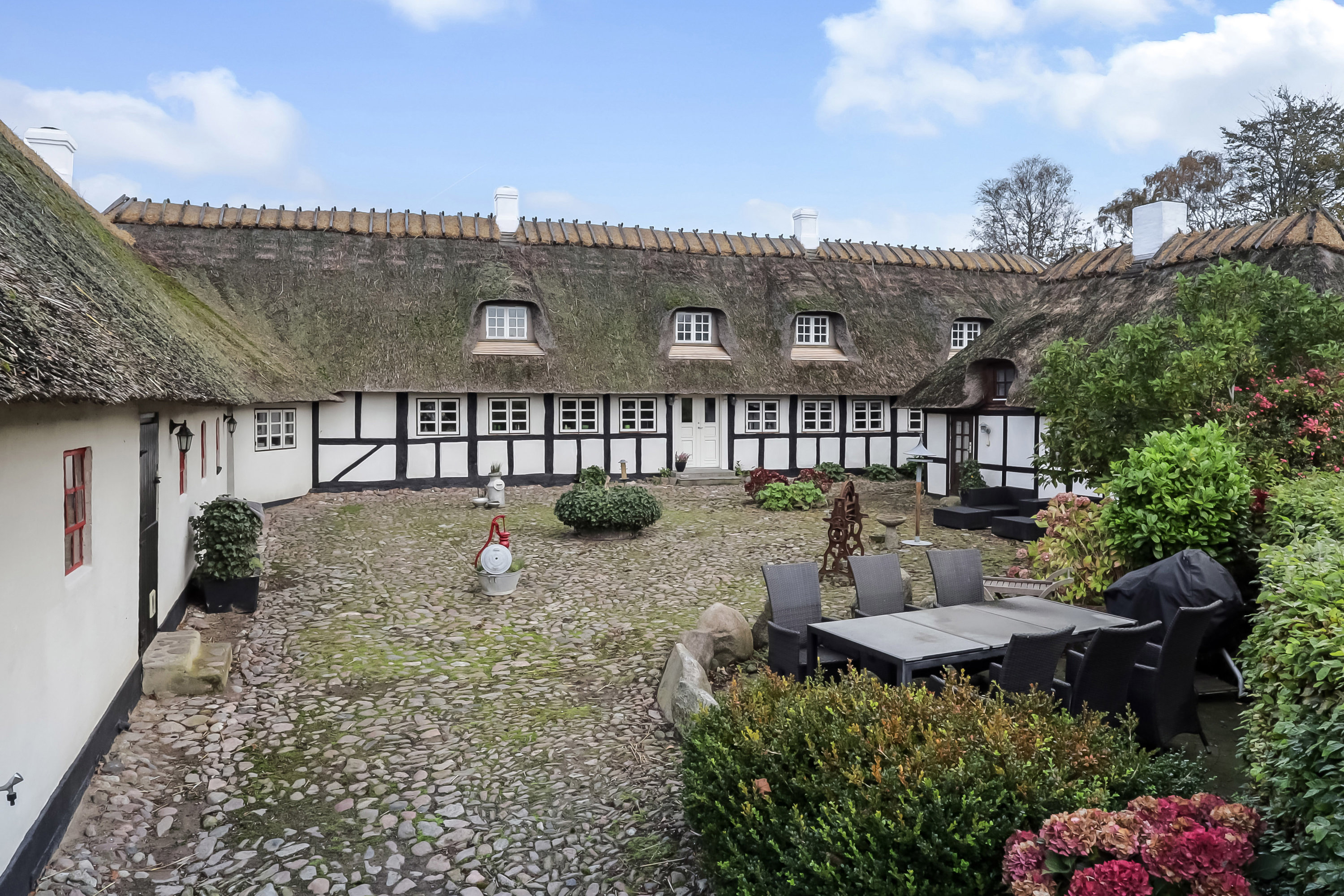 Miniaturebillede 1: ejendommen. Billede af Udflyttervej 9, Tåsinge, 5700 Svendborg