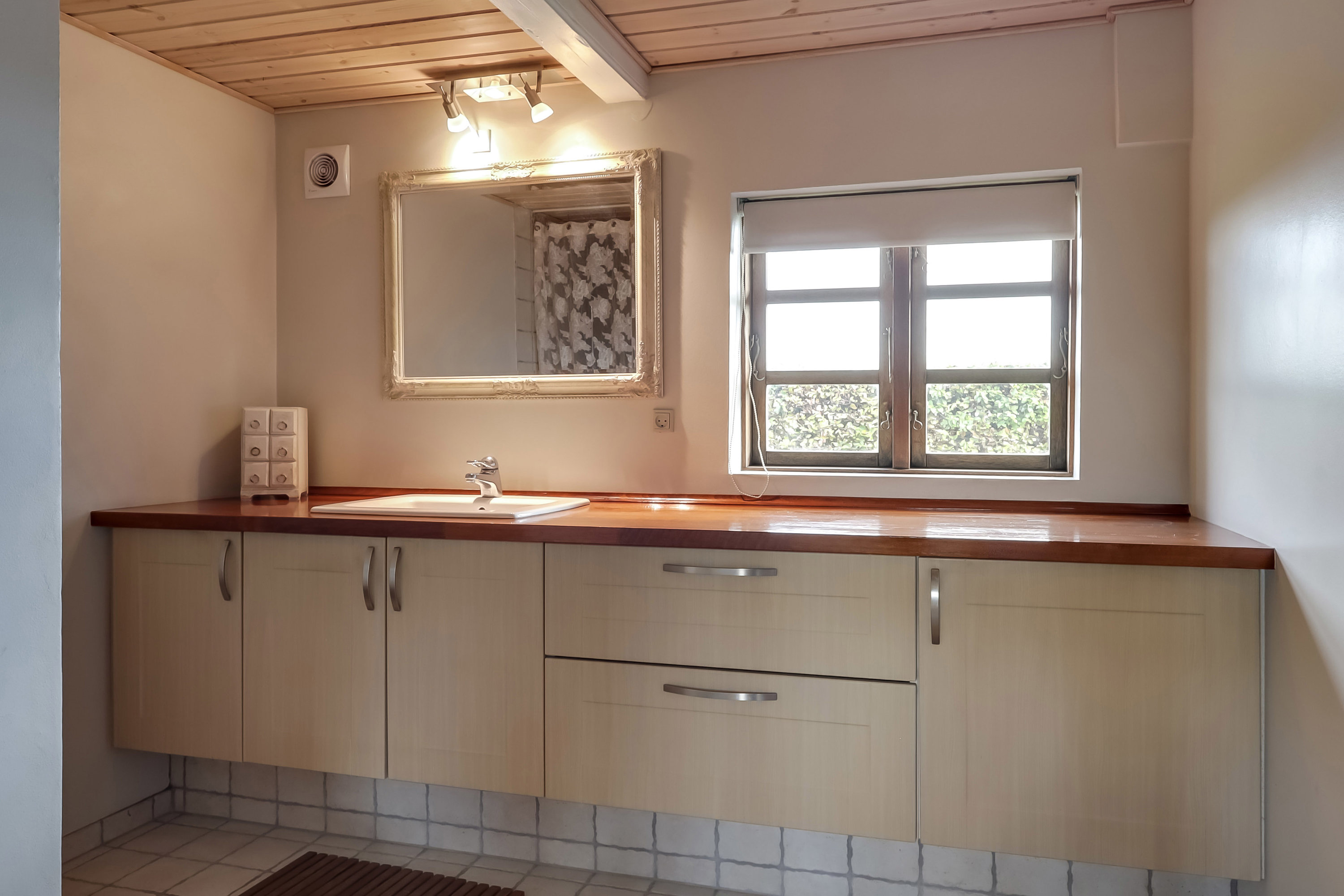 Fremhævet badeværelse billede i fuldskærmstilstand. Billede af Udflyttervej 9, Tåsinge, 5700 Svendborg