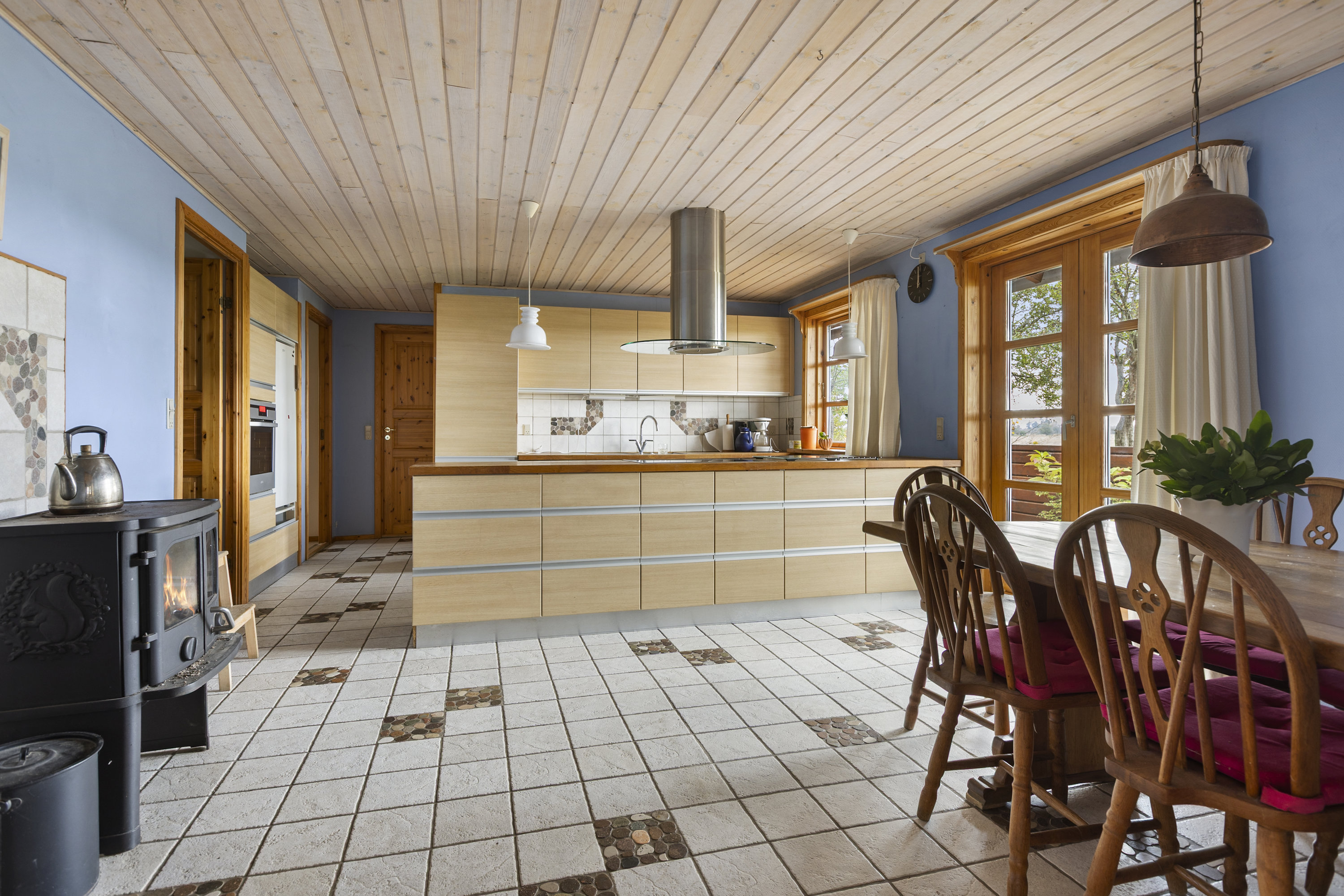 Fremhævet køkken billede i fuldskærmstilstand. Billede af Humlevænget 10, Sæby, 4070 Kirke Hyllinge