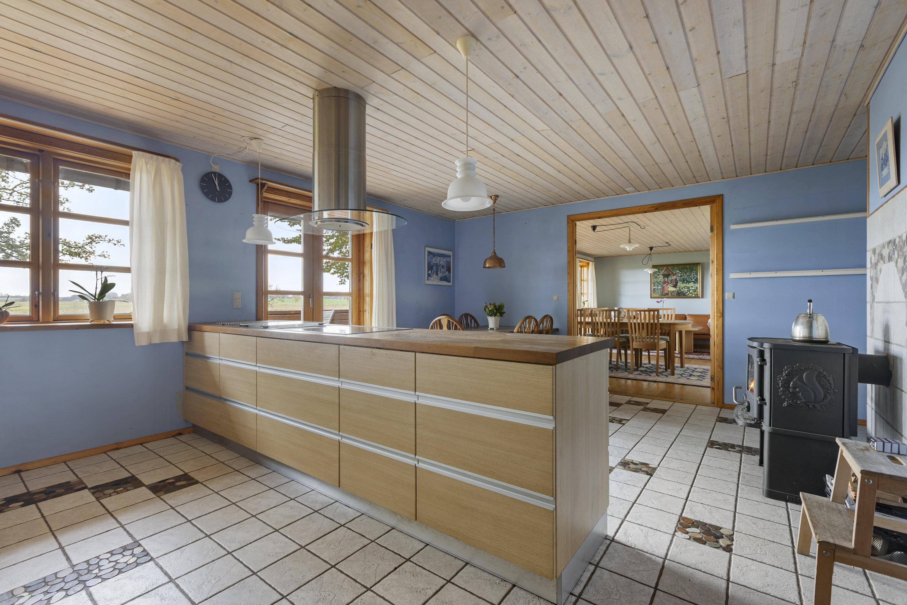 Fremhævet køkken billede i fuldskærmstilstand. Billede af Humlevænget 10, Sæby, 4070 Kirke Hyllinge