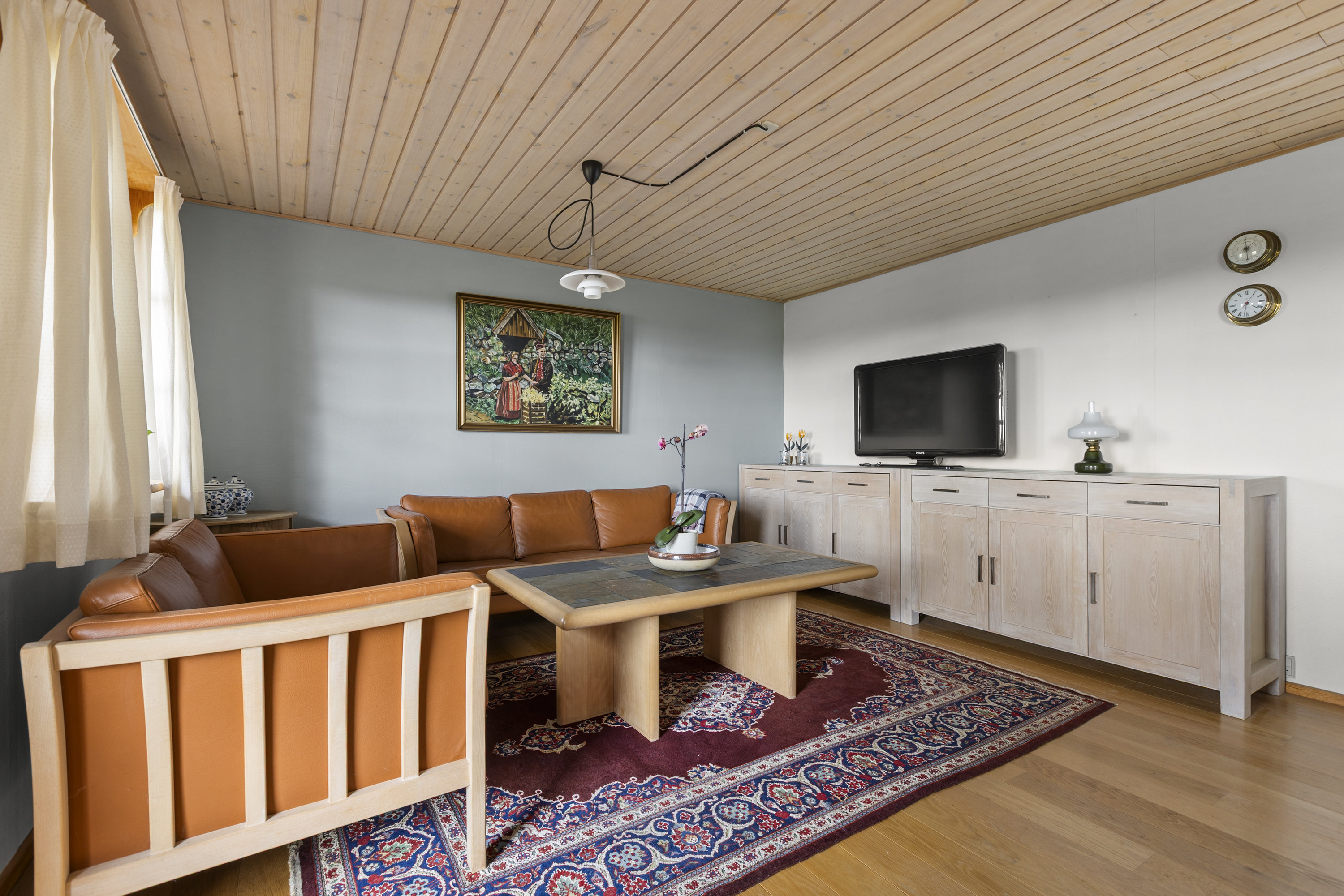 Fremhævet stue billede i fuldskærmstilstand. Billede af Humlevænget 10, Sæby, 4070 Kirke Hyllinge