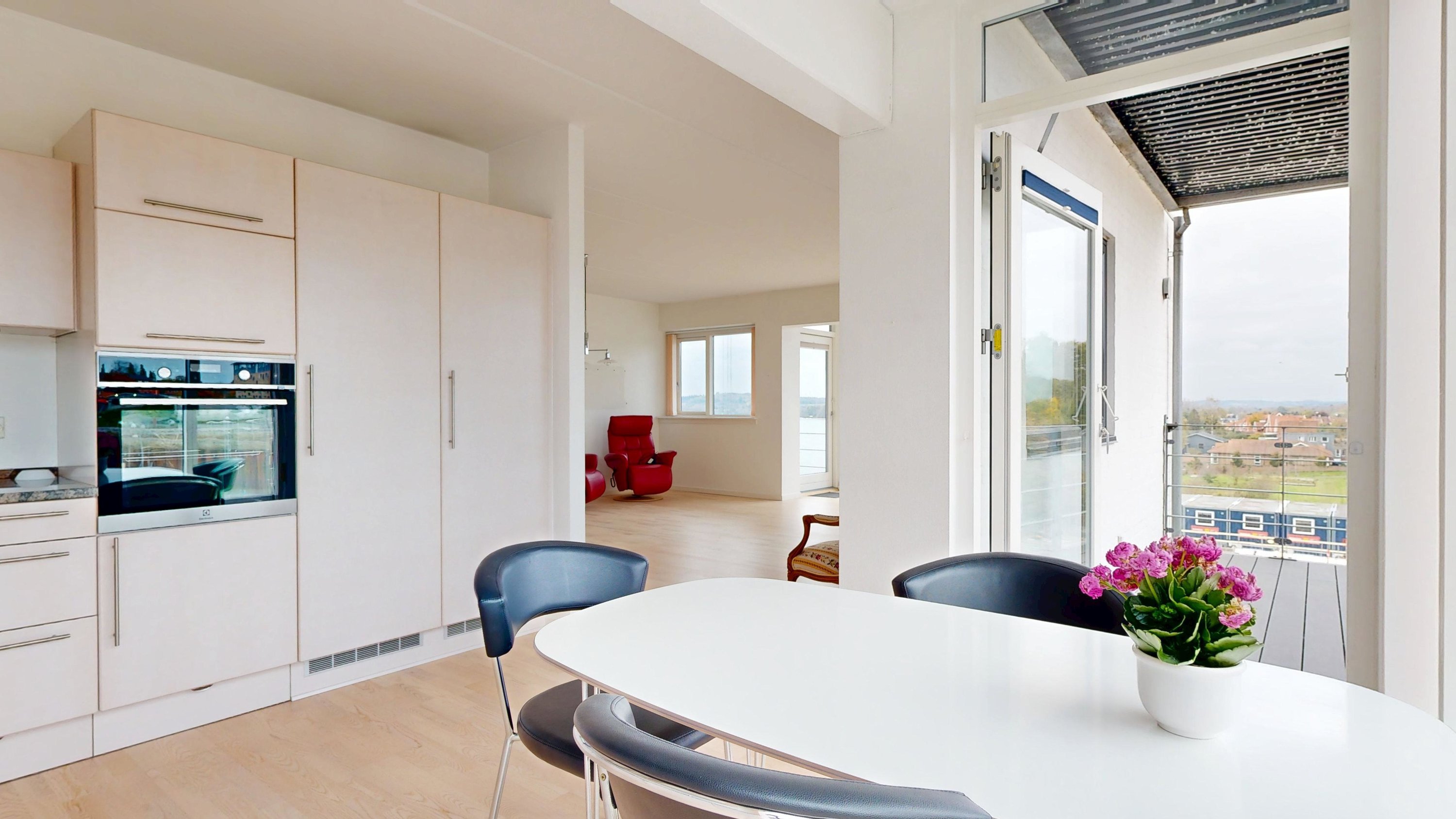 Fremhævet køkken alrum billede i fuldskærmstilstand. Billede af Brøndumsvej 19, 4. th., 8800 Viborg