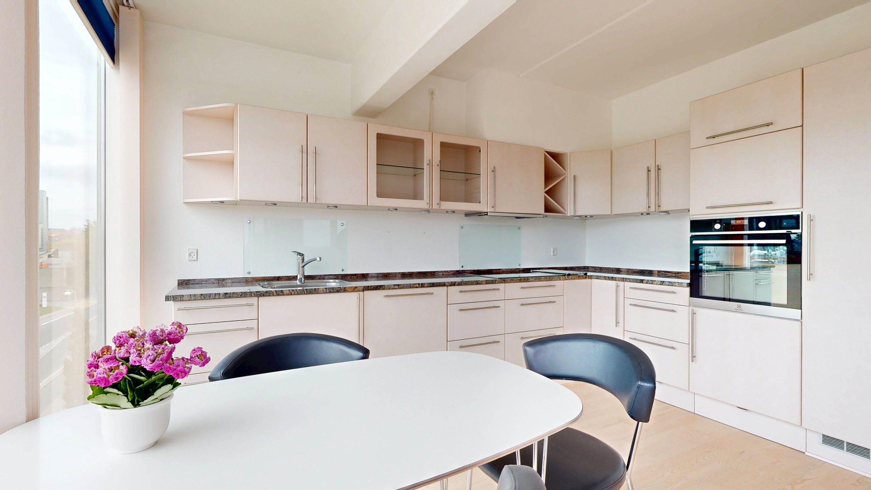 Fremhævet køkken alrum billede i fuldskærmstilstand. Billede af Brøndumsvej 19, 4. th., 8800 Viborg