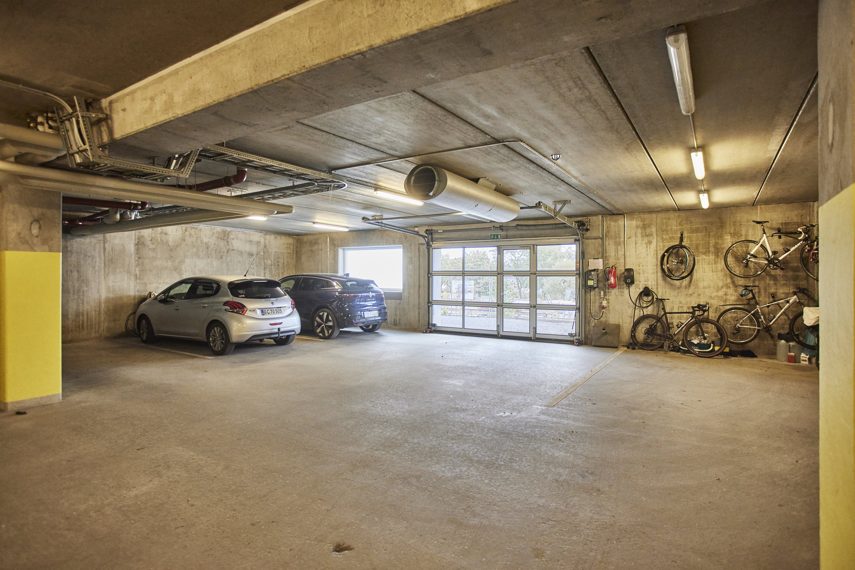 Fremhævet garage billede i fuldskærmstilstand. Billede af Brøndumsvej 19, 4. th., 8800 Viborg