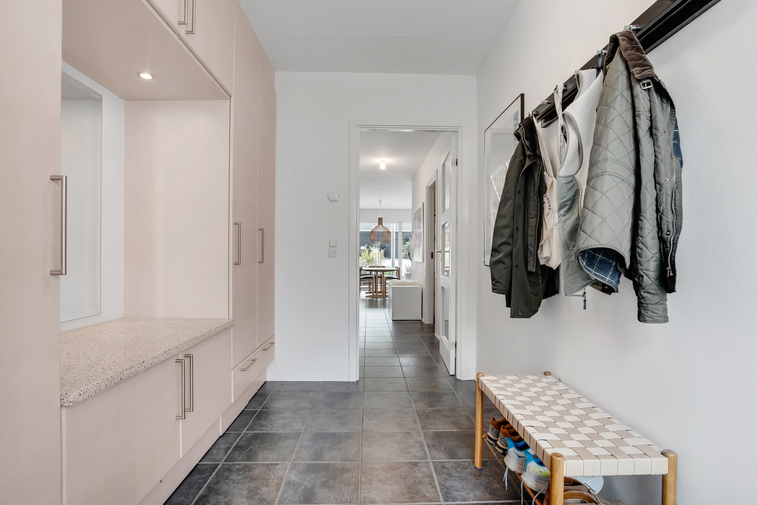 Fremhævet entré billede i fuldskærmstilstand. Billede af Skolegade 37C, 7500 Holstebro