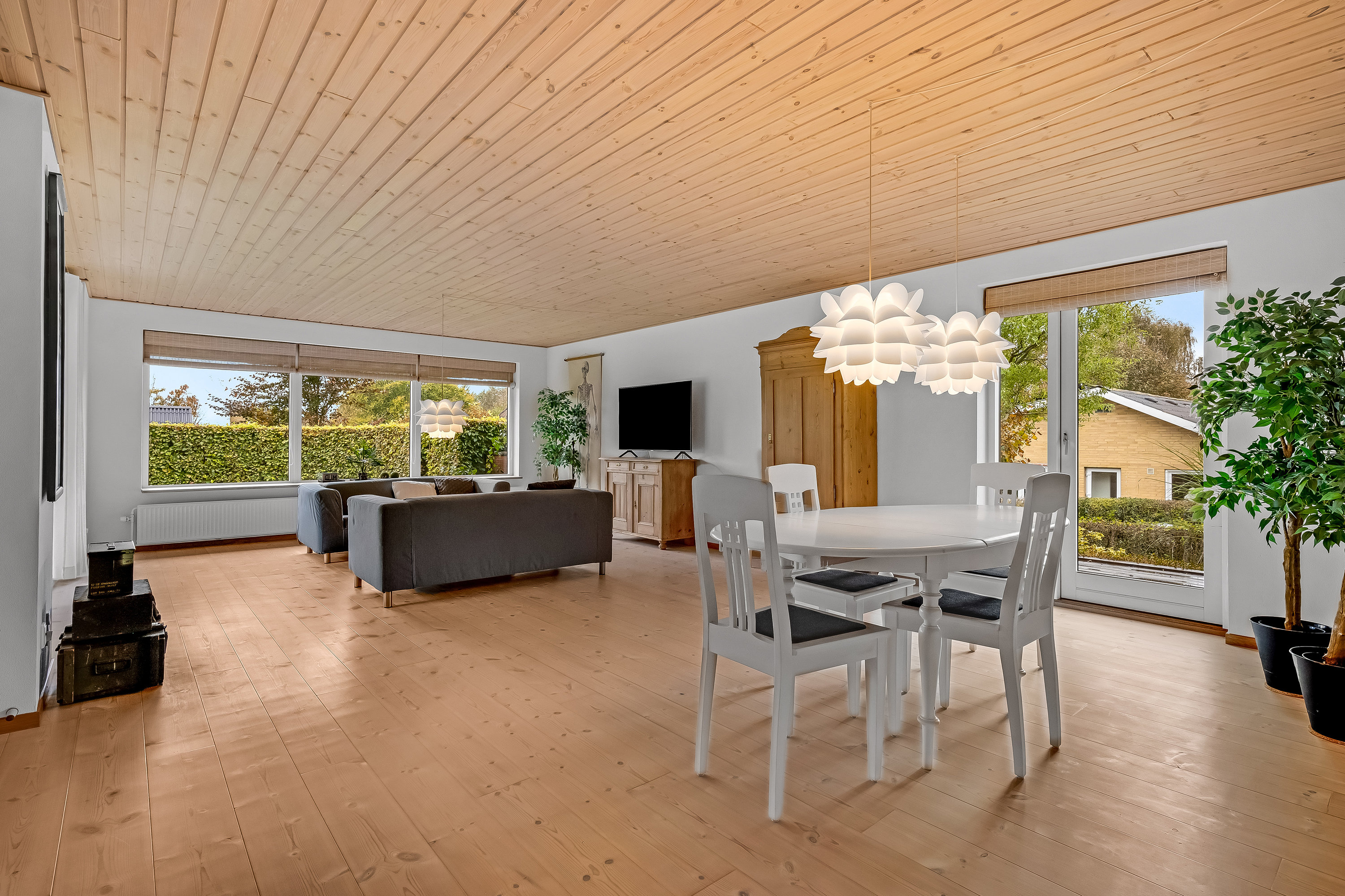 Fremhævet stue billede i fuldskærmstilstand. Billede af Elmevænget 3, Tvis, 7500 Holstebro