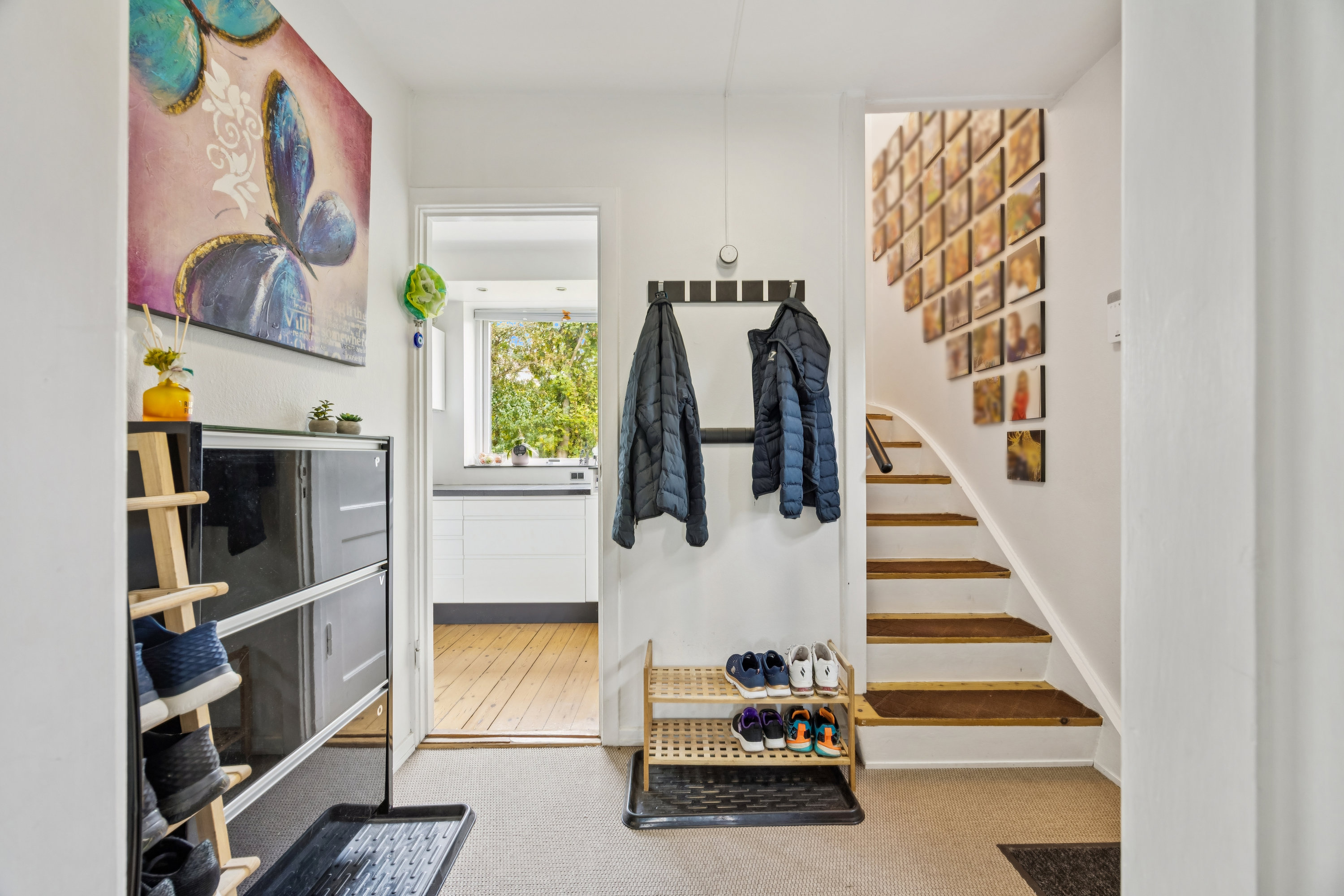 Fremhævet trappe billede i fuldskærmstilstand. Billede af Vangedevej 113, 2820 Gentofte