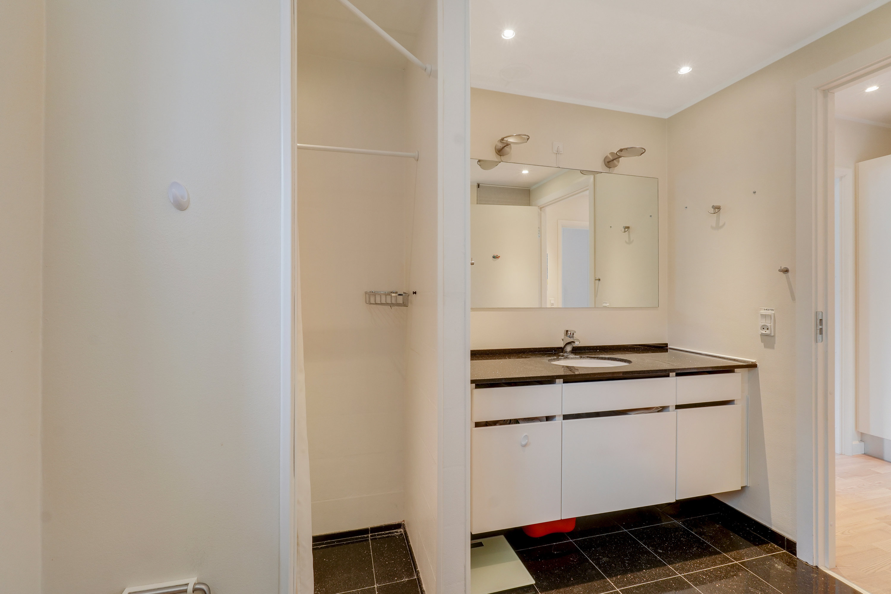 Fremhævet andet billede i fuldskærmstilstand. Billede af Piet Heins Vej 1, 2960 Rungsted Kyst