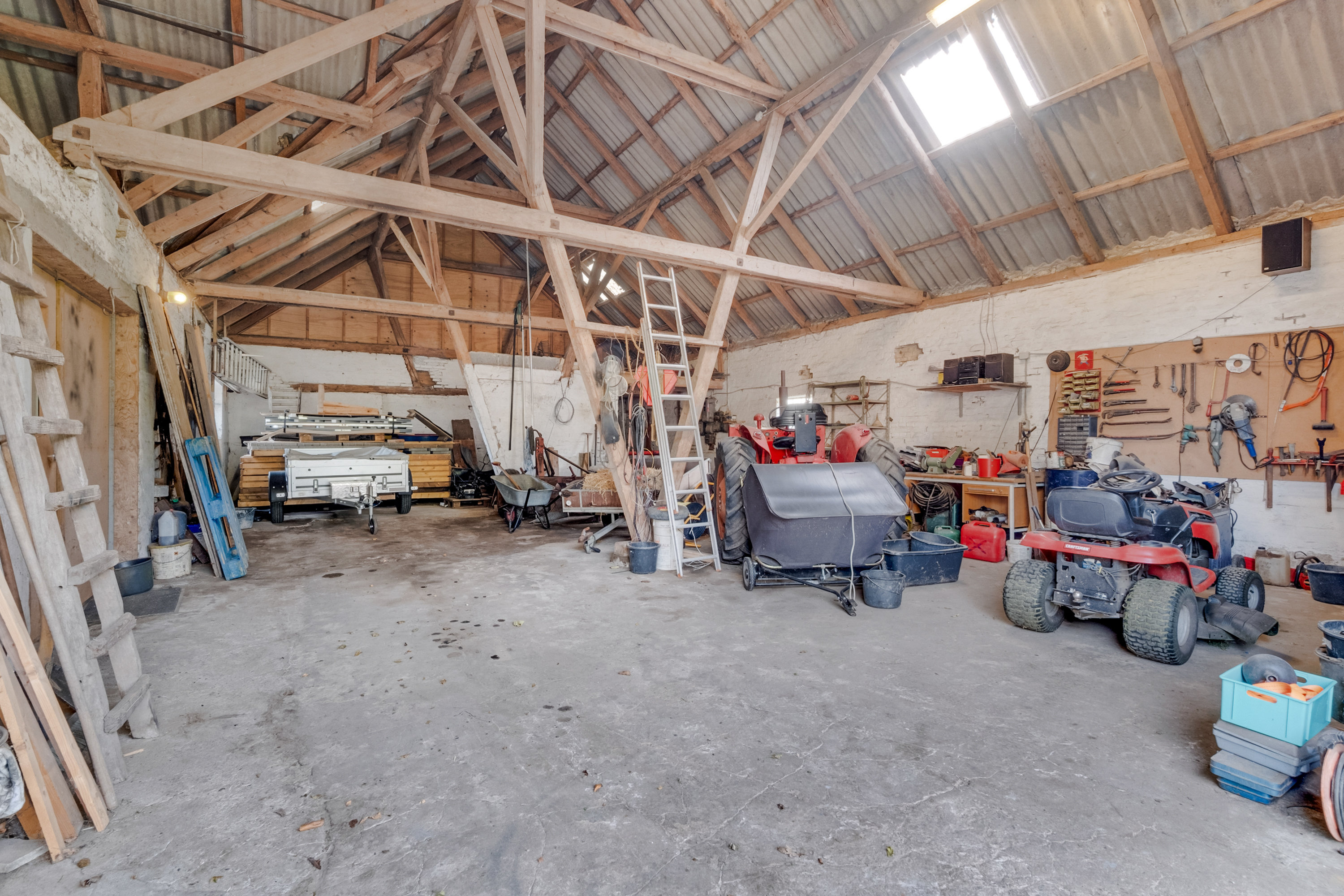 Fremhævet garage billede i fuldskærmstilstand. Billede af Odensevej 24, Skallebjerg, 5683 Haarby