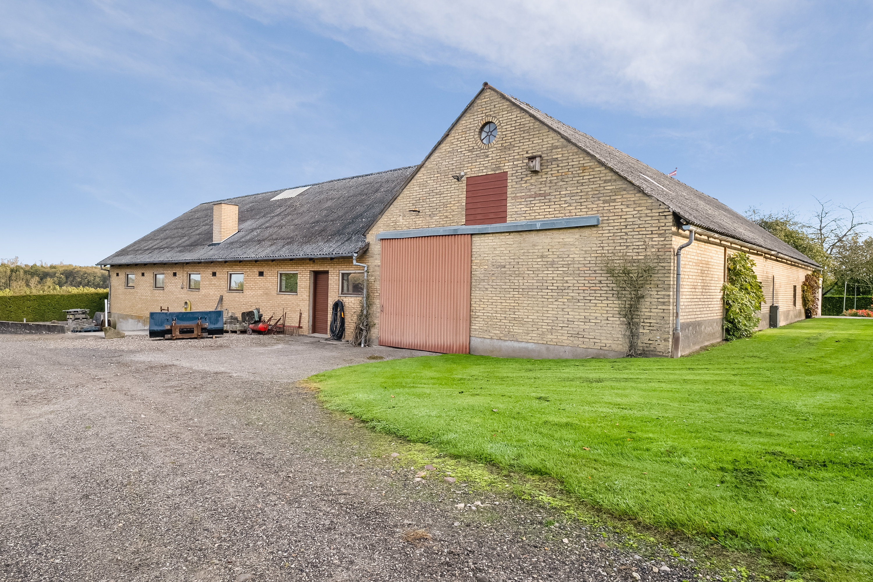 Fremhævet lade billede i fuldskærmstilstand. Billede af Odensevej 24, Skallebjerg, 5683 Haarby