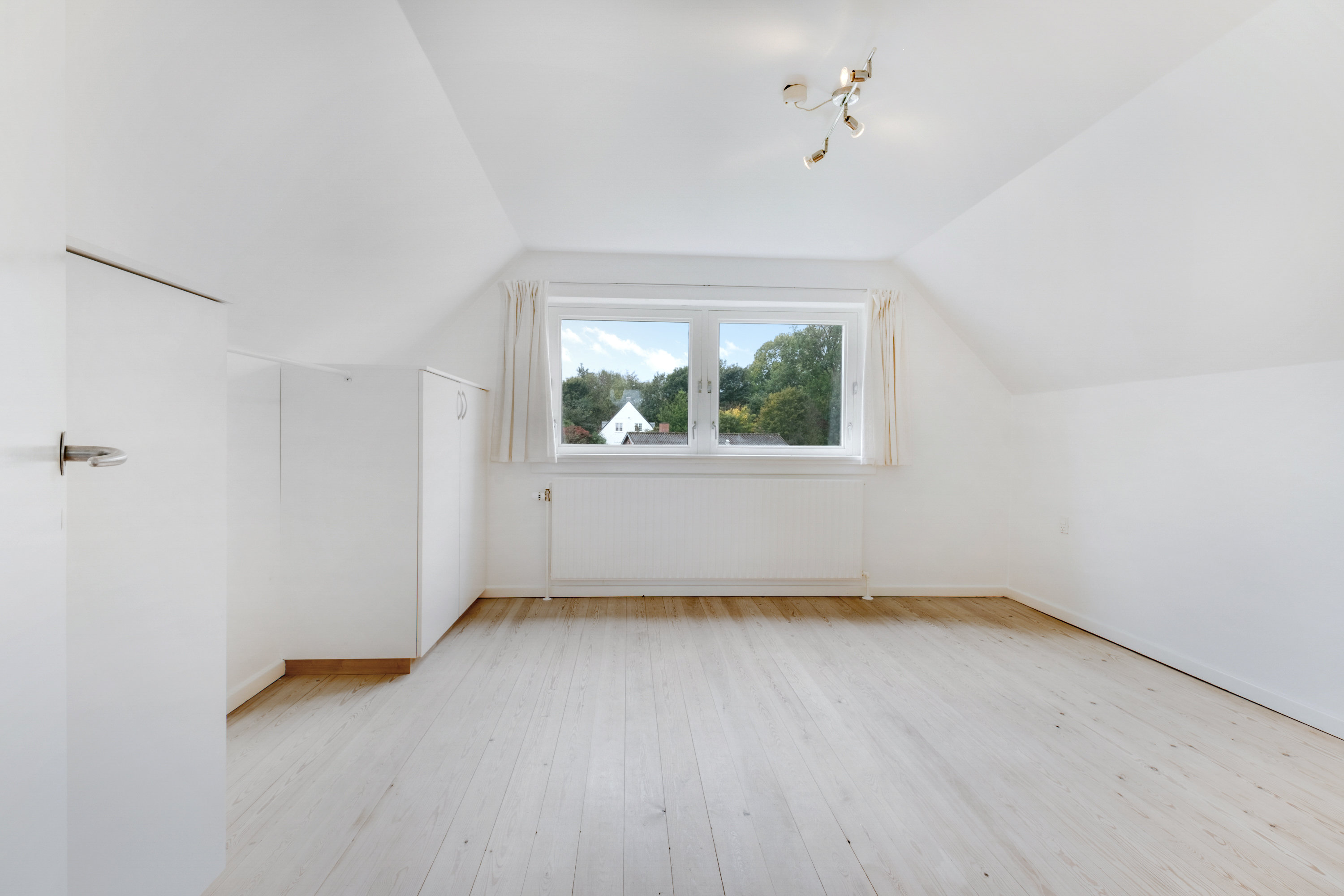 Fremhævet soveværelse billede i fuldskærmstilstand. Billede af Søndergade 38, 5580 Nørre Aaby