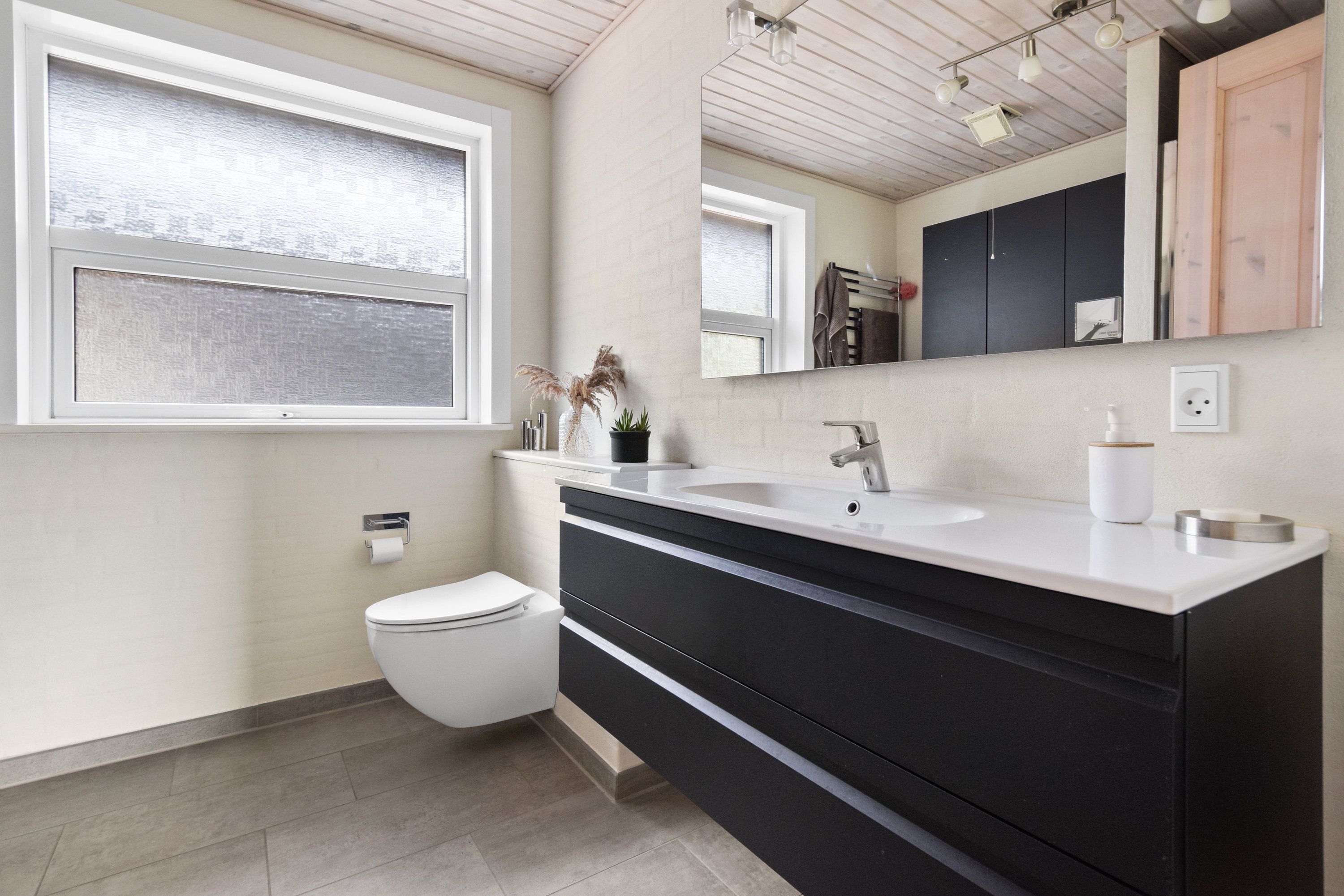 Fremhævet  billede i fuldskærmstilstand. Billede af Havrevænget 33, 9632 Møldrup