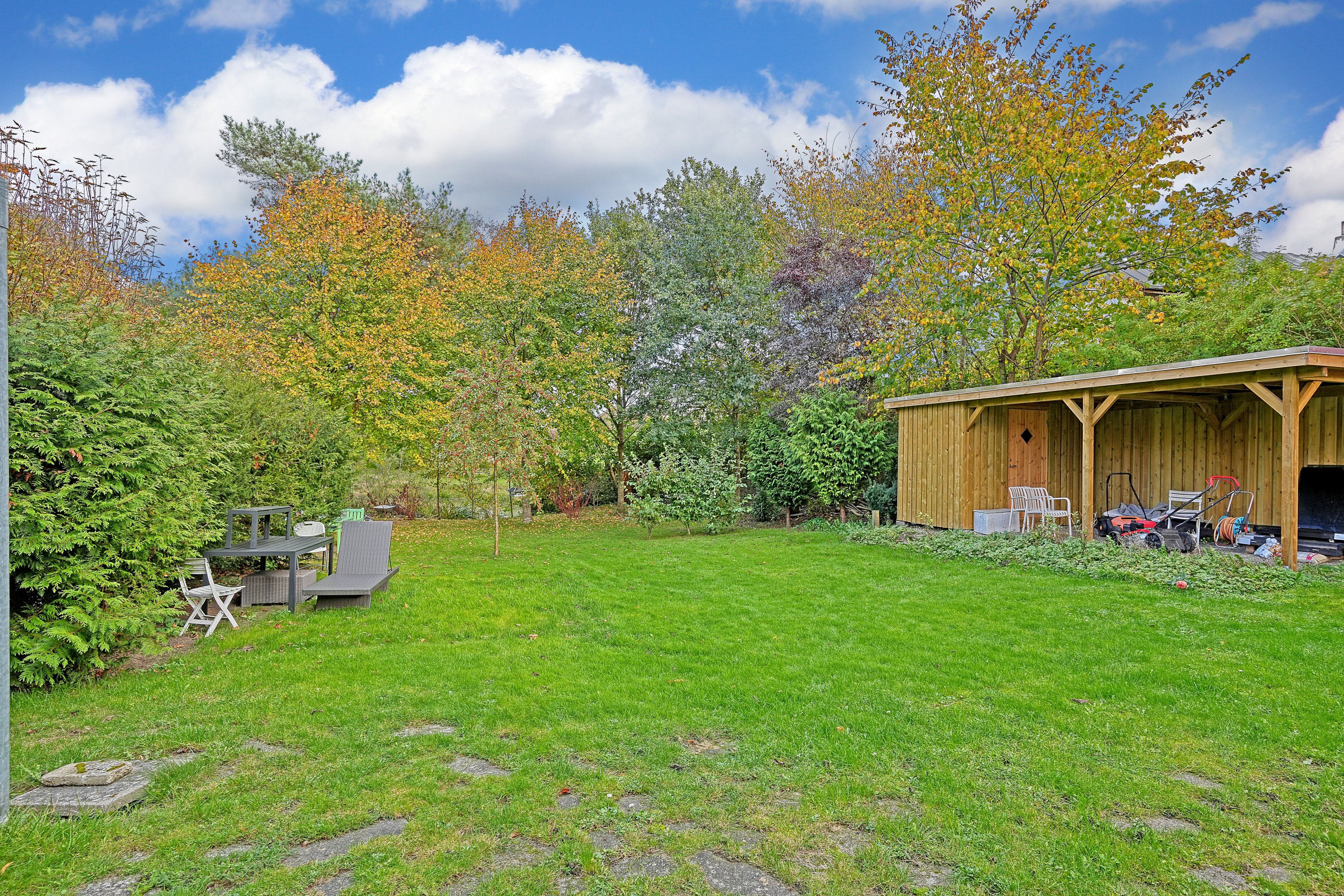 Fremhævet have billede i fuldskærmstilstand. Billede af Usserød Kongevej 40A, 2970 Hørsholm