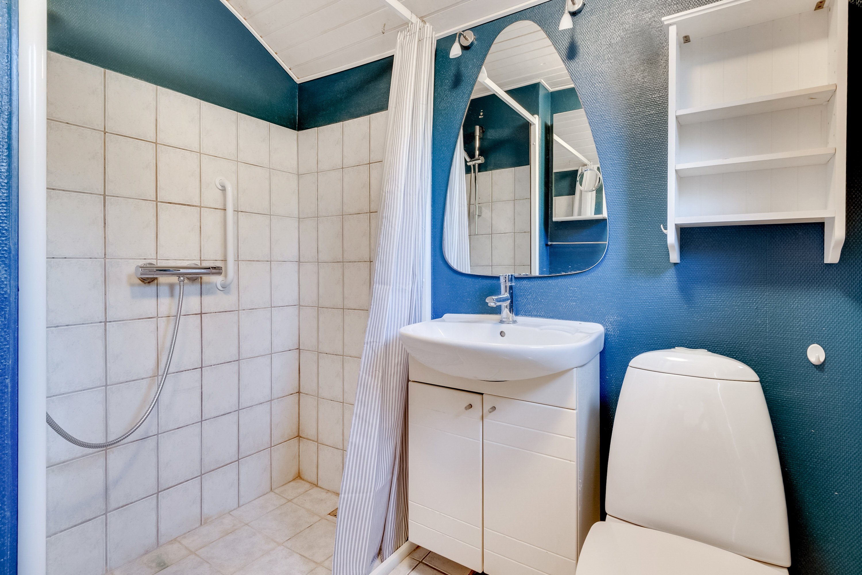 Fremhævet badeværelse billede i fuldskærmstilstand. Billede af Hasseriisvej 16, Kauslunde, 5500 Middelfart