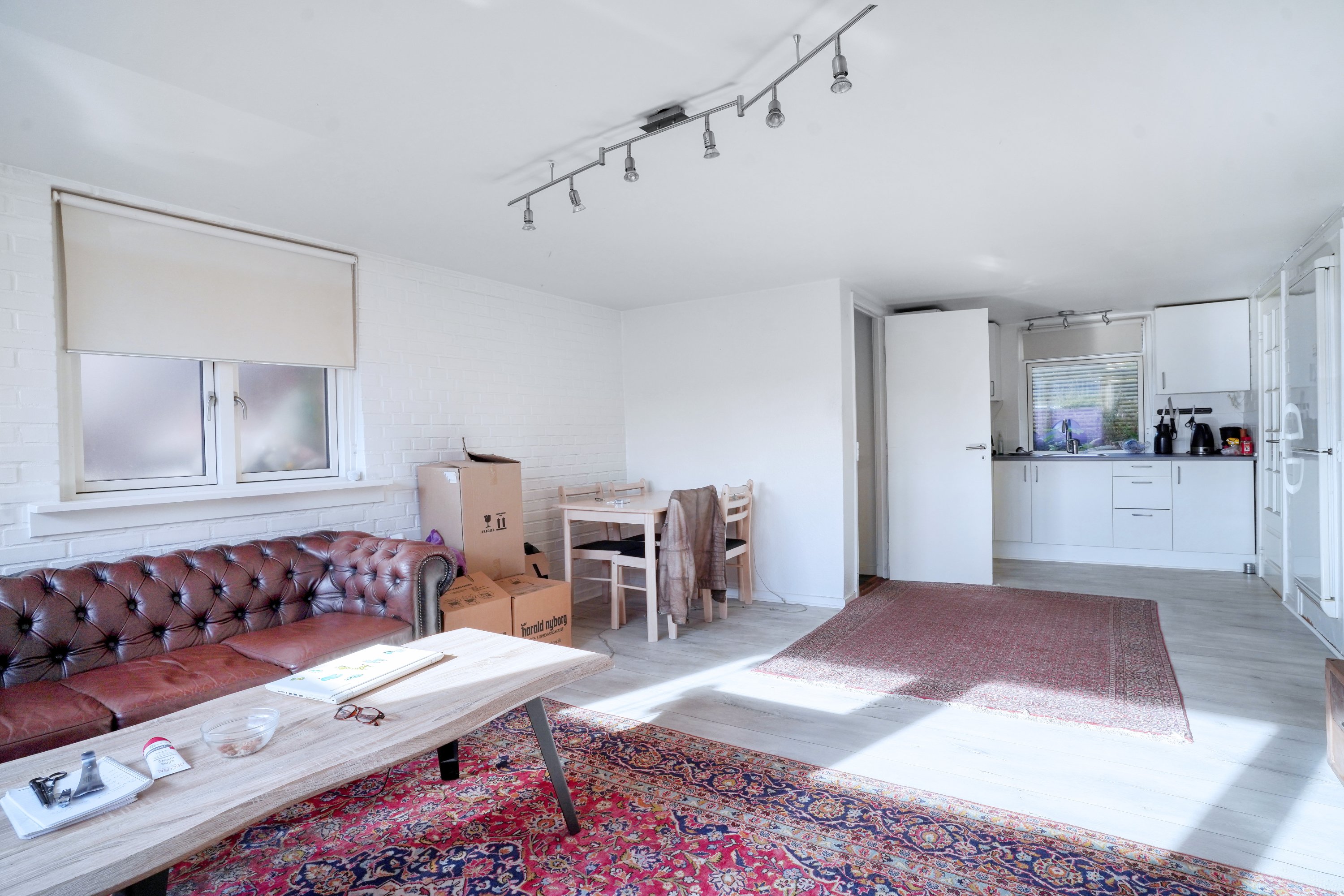 Fremhævet køkken billede i fuldskærmstilstand. Billede af Fyrrebakken 7, 3400 Hillerød