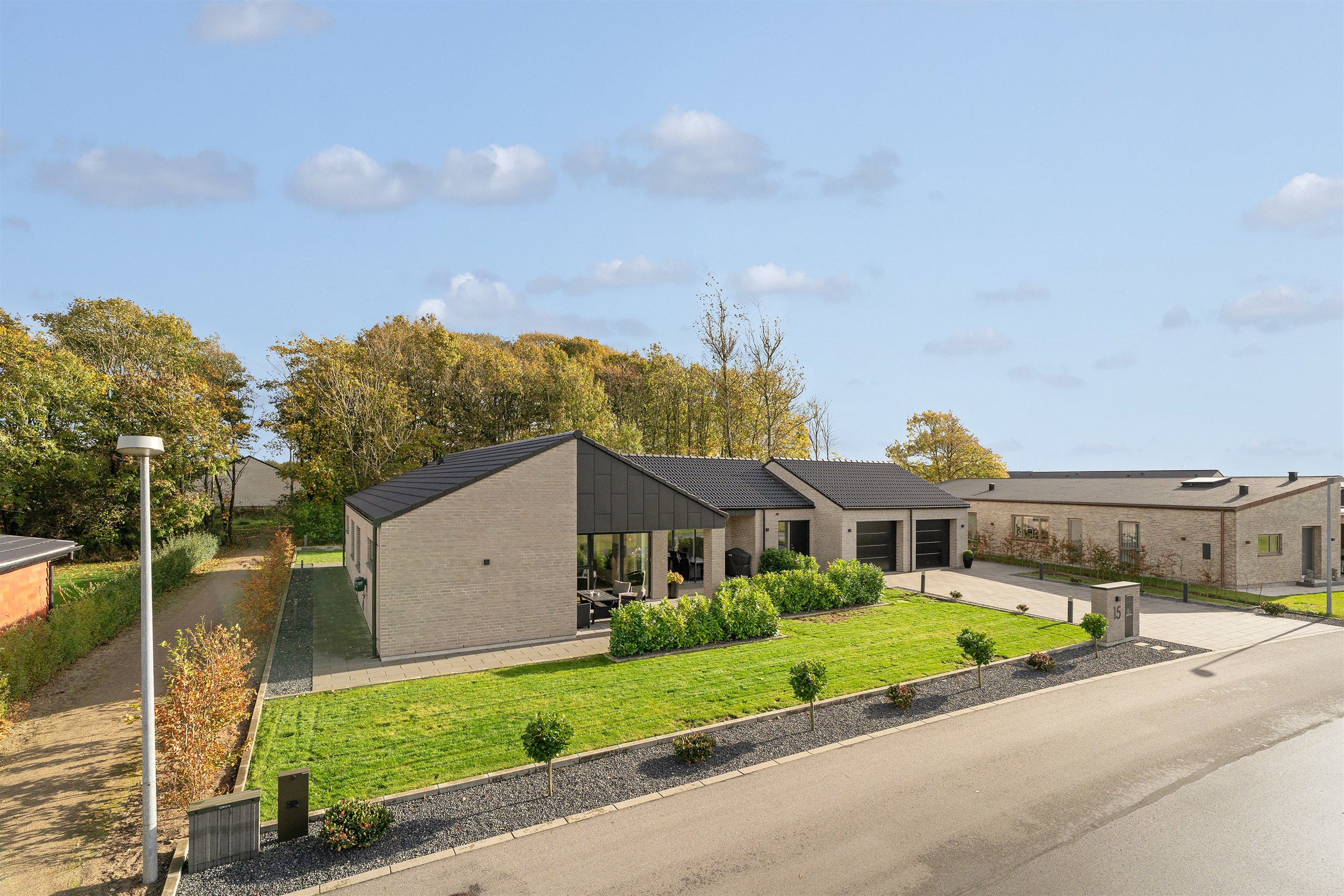 Fremhævet ejendommen billede i fuldskærmstilstand. Billede af Mariehønen 15, 7190 Billund